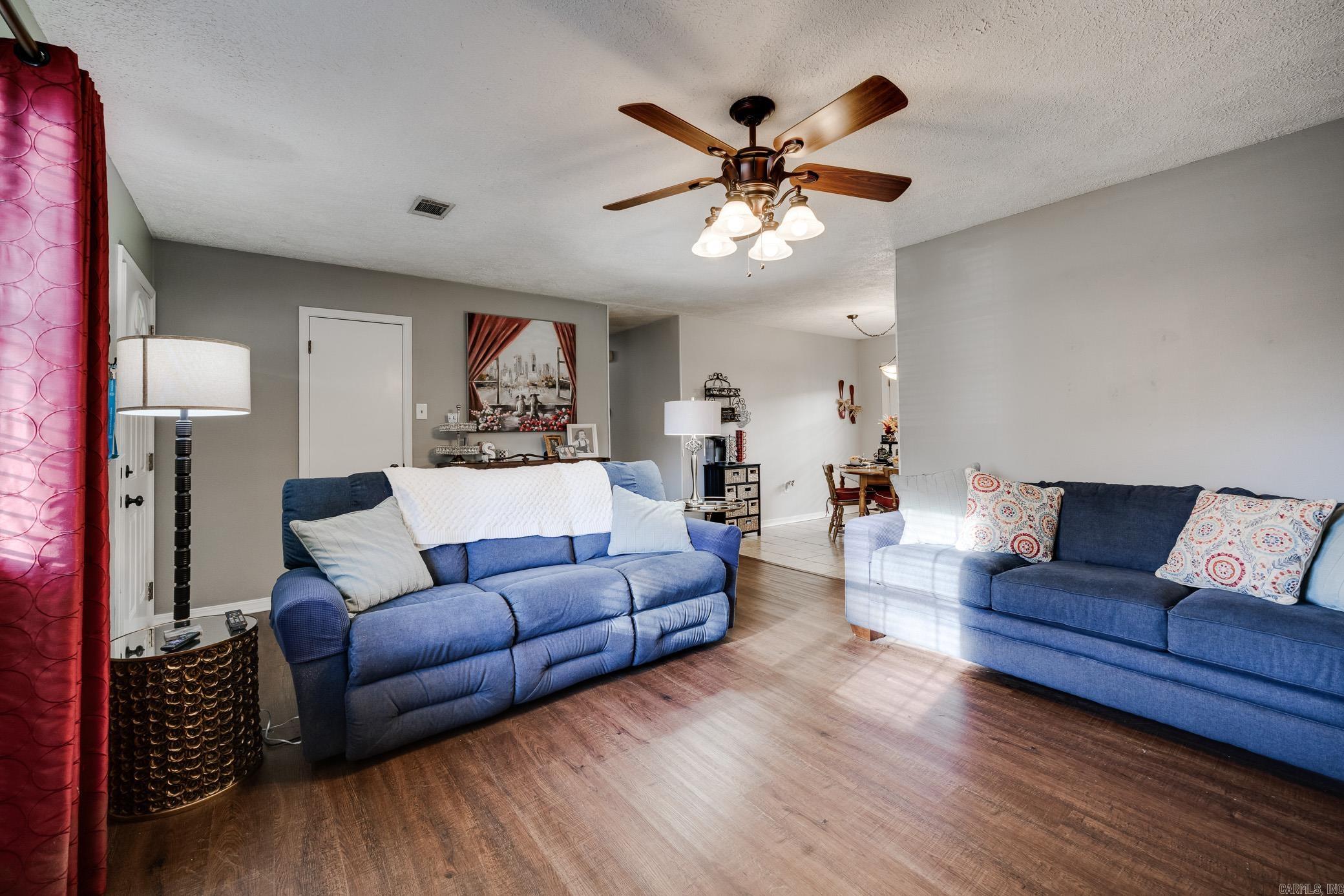 9 Foxmoor Circle  Conway, AR