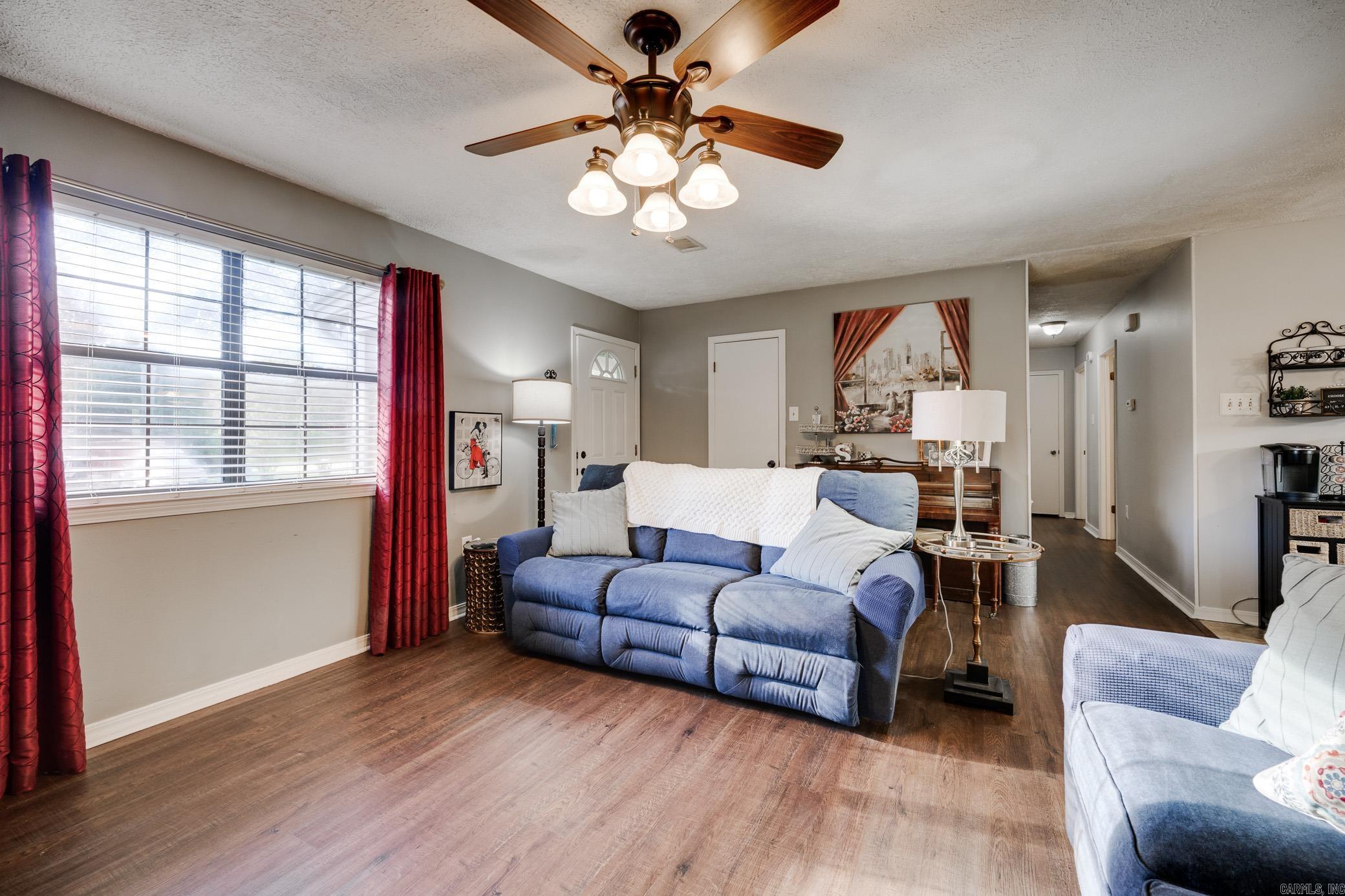 9 Foxmoor Circle  Conway, AR