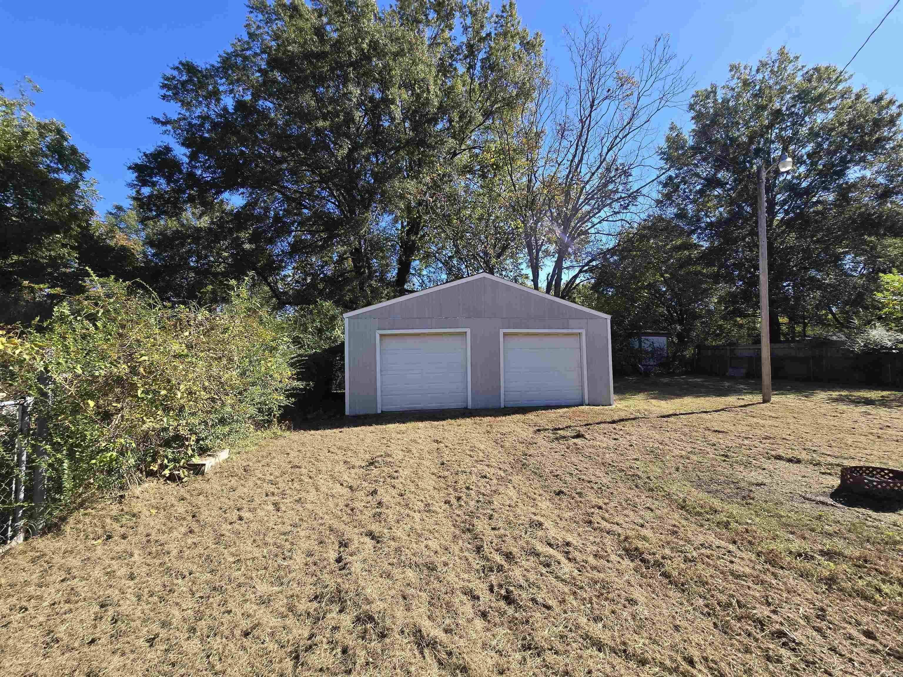 9 Center  Mayflower, AR