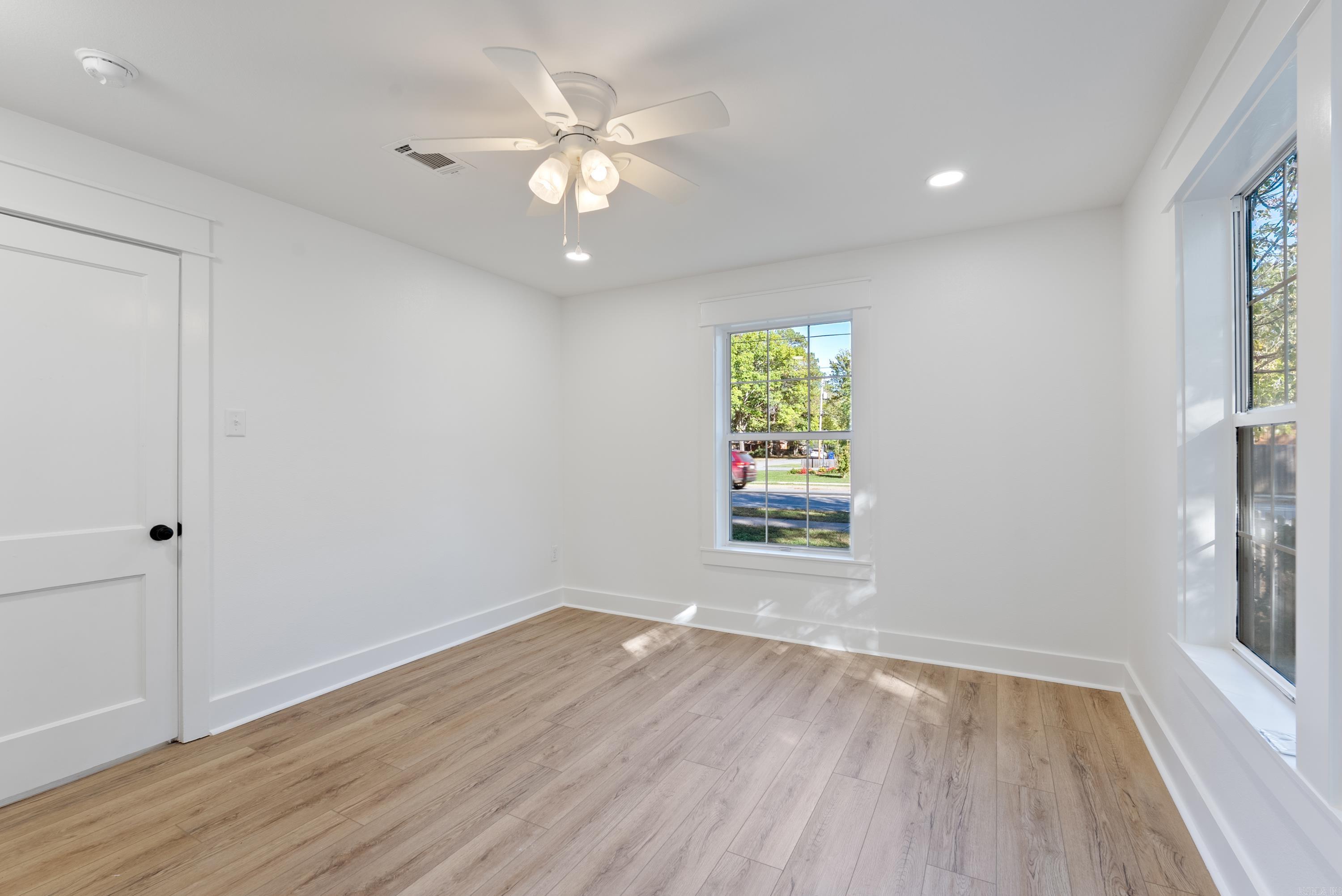 1069 Donaghey  Conway, AR