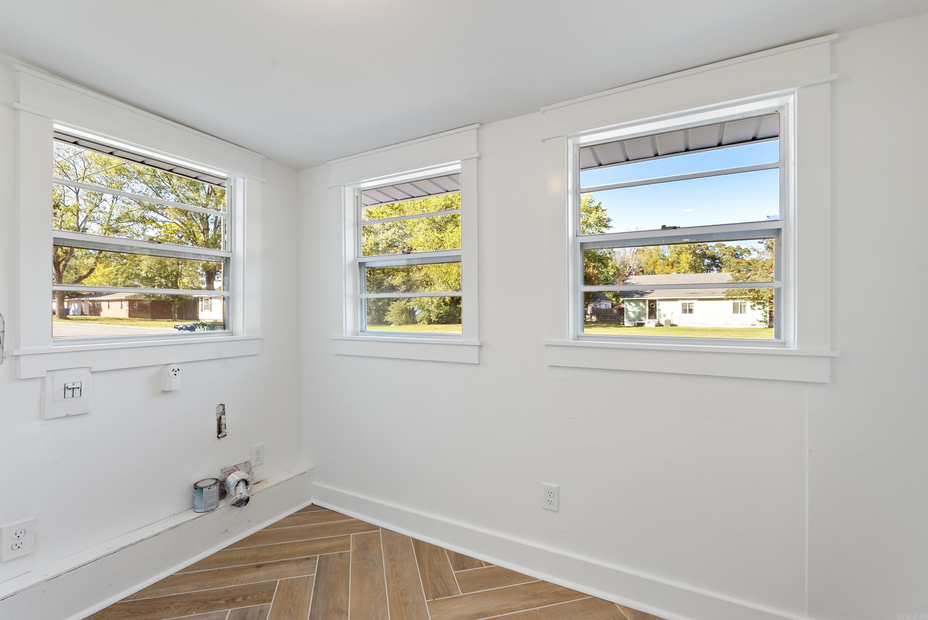 1069 Donaghey  Conway, AR