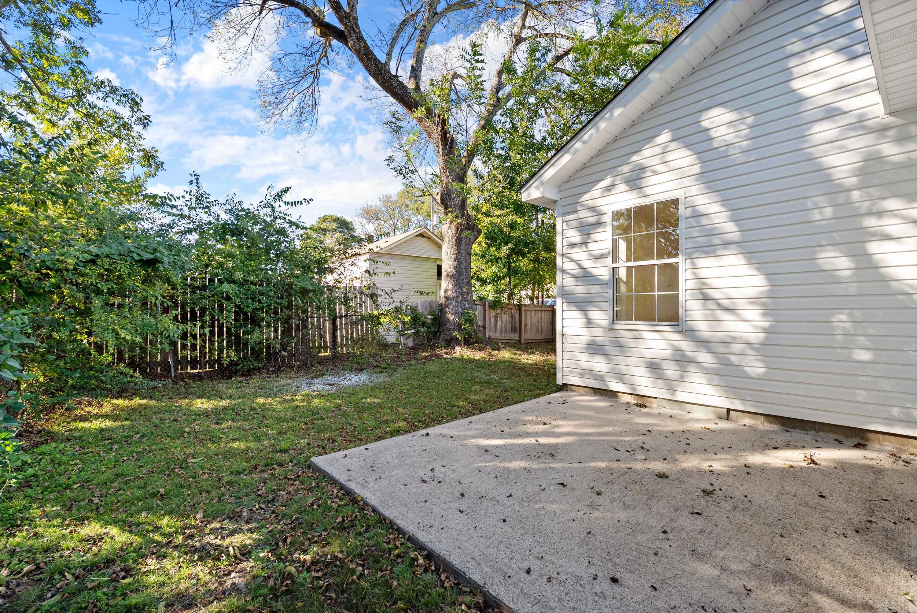 1069 Donaghey  Conway, AR