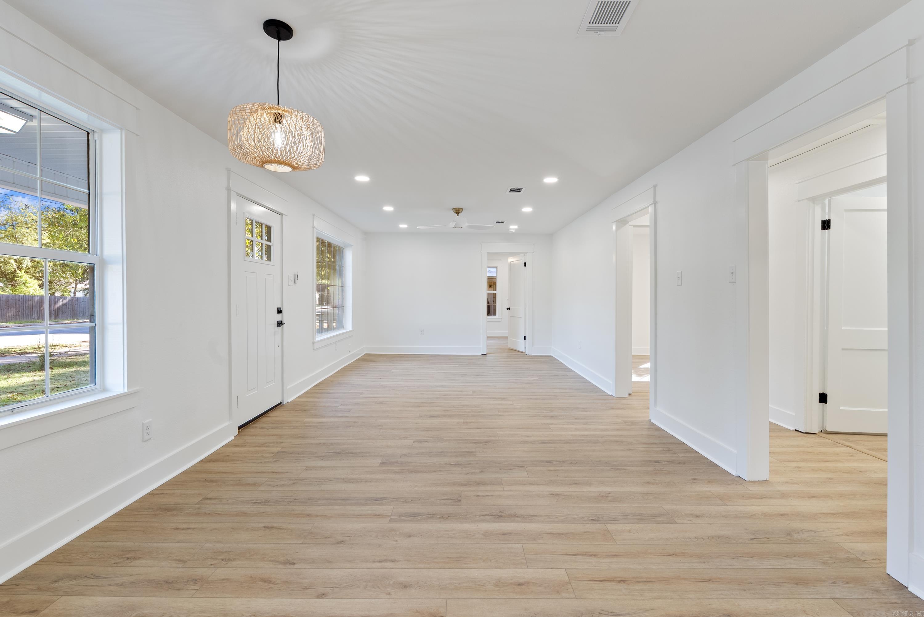 1069 Donaghey  Conway, AR