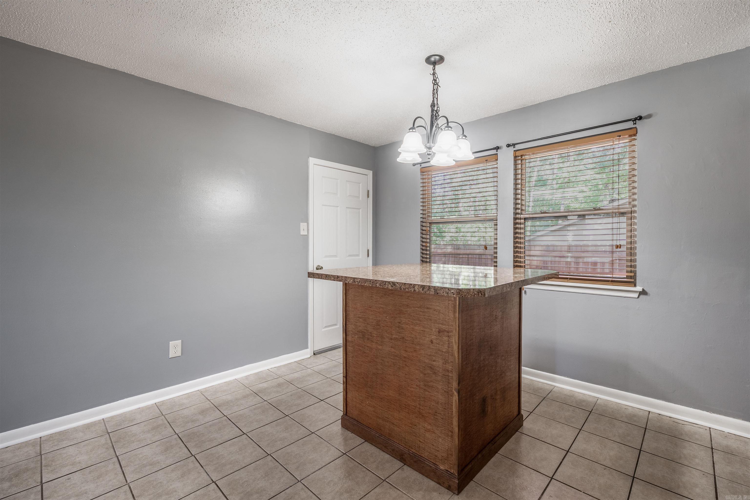 9316 Carnahan  Little Rock, AR