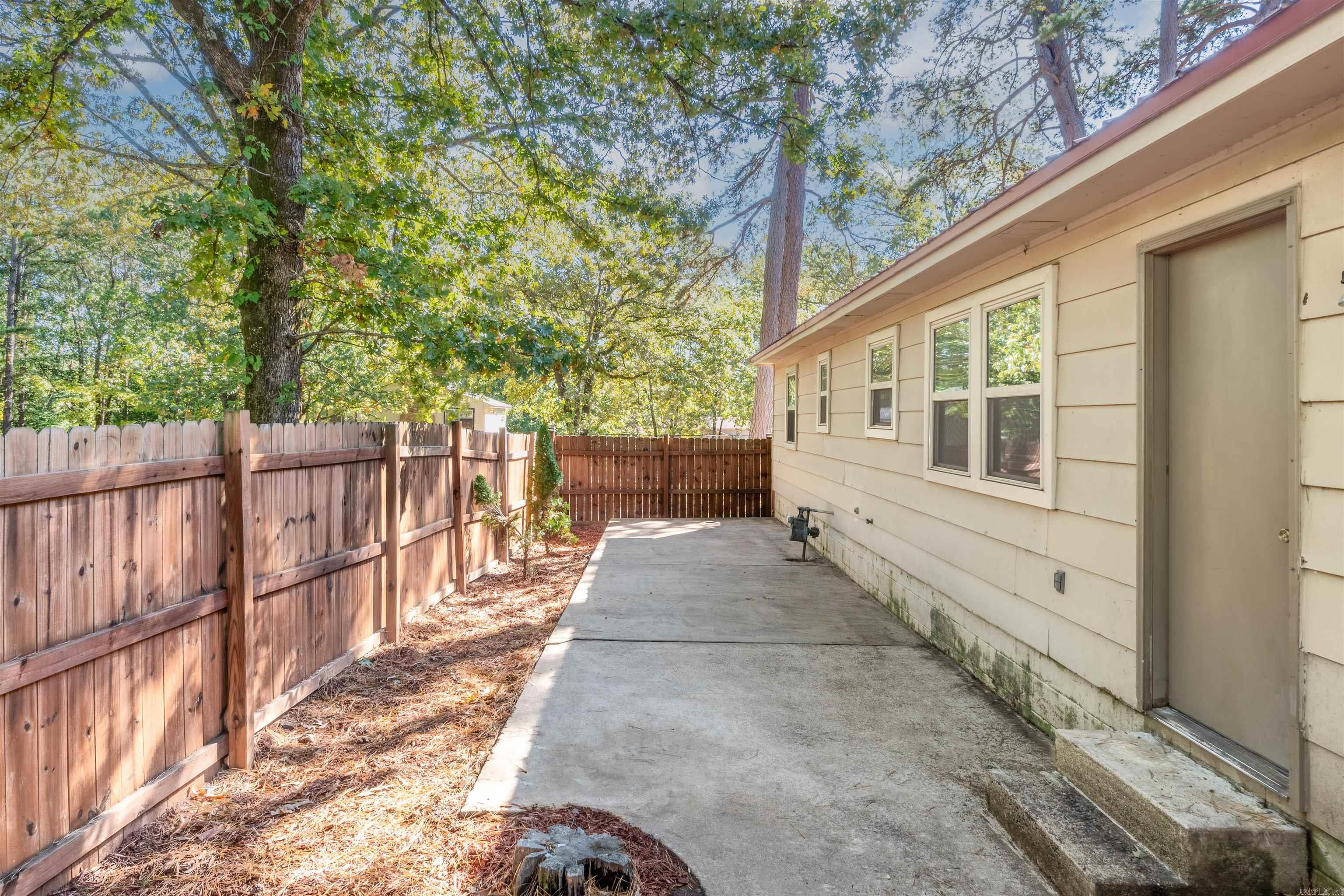 9316 Carnahan  Little Rock, AR