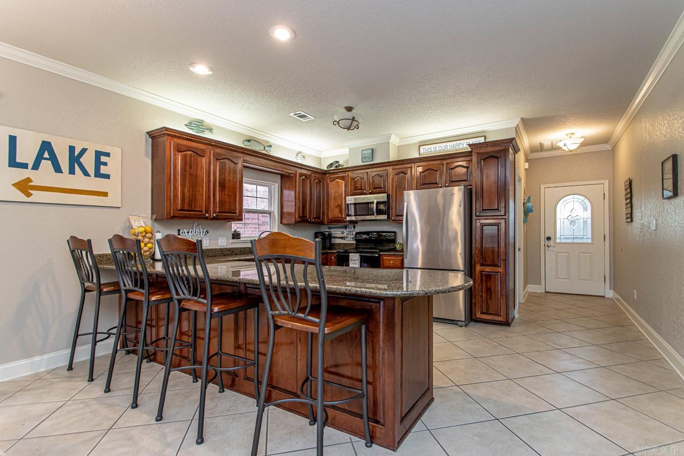 451 Lakeland  Hot Springs, AR