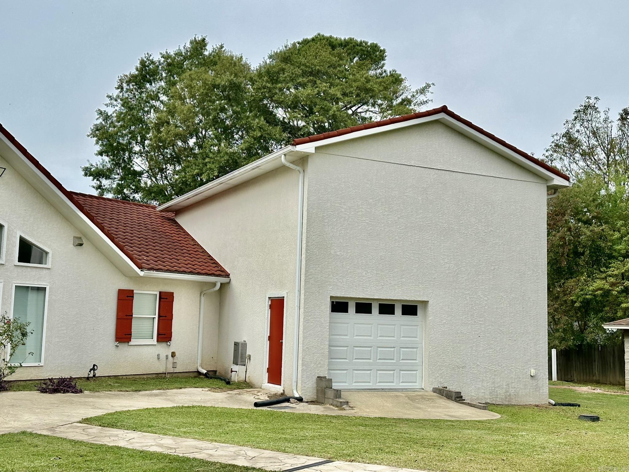 211 RG Lagrone Dr Hamburg, AR 71646