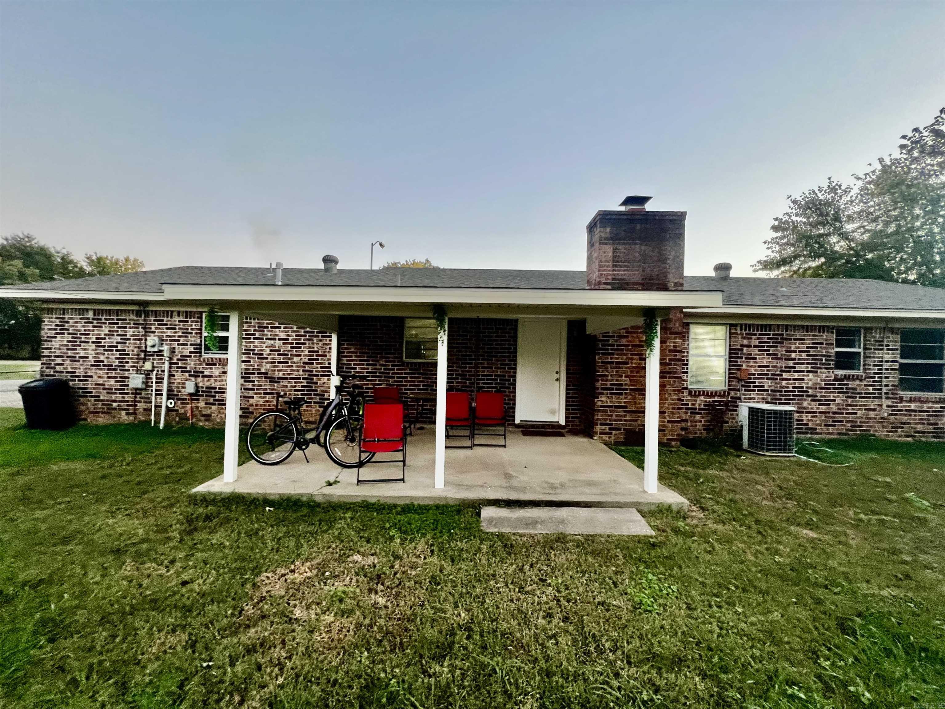 405 Poplar  Clarksville, AR