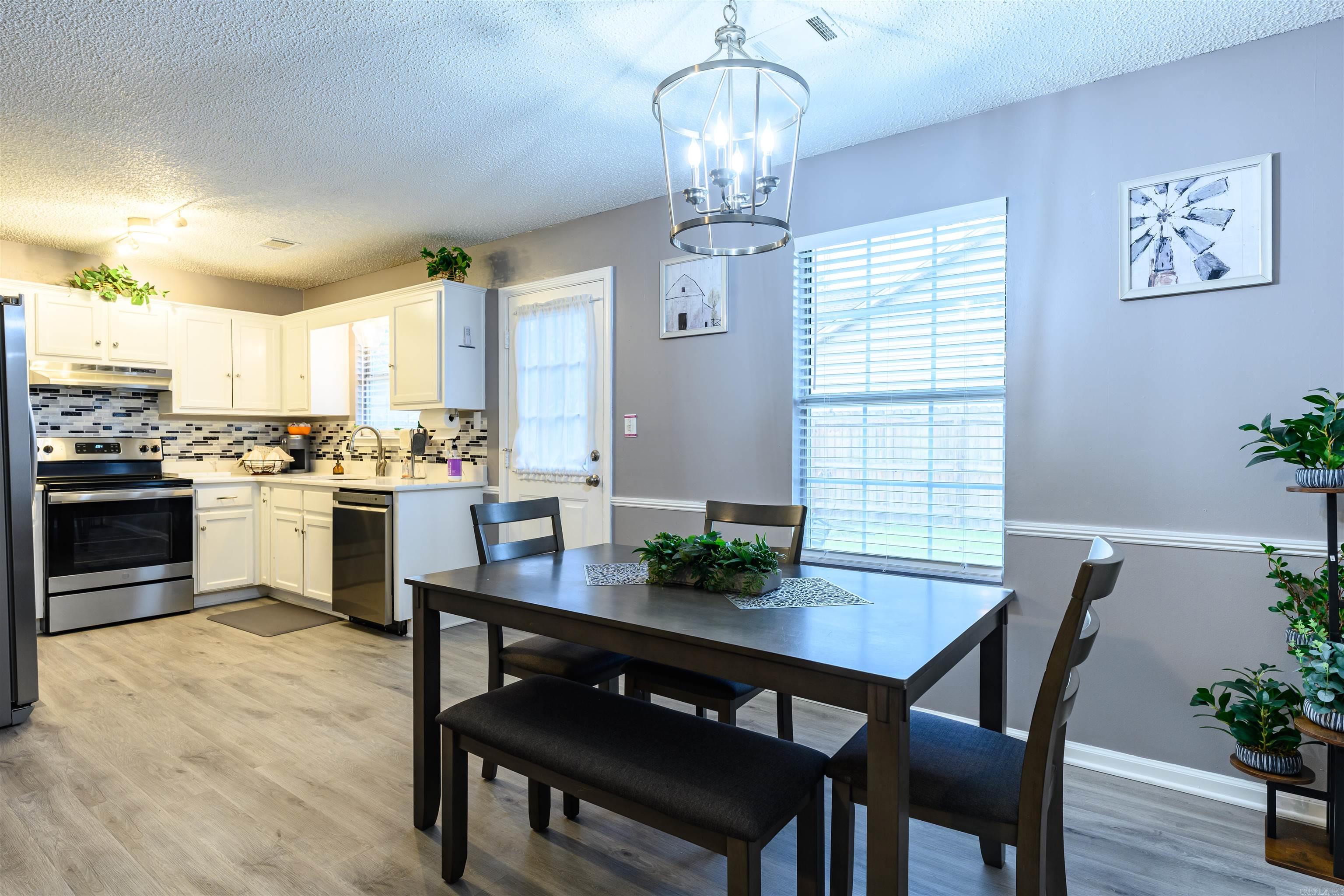 2 Pinedale Cv Mabelvale, AR 72103