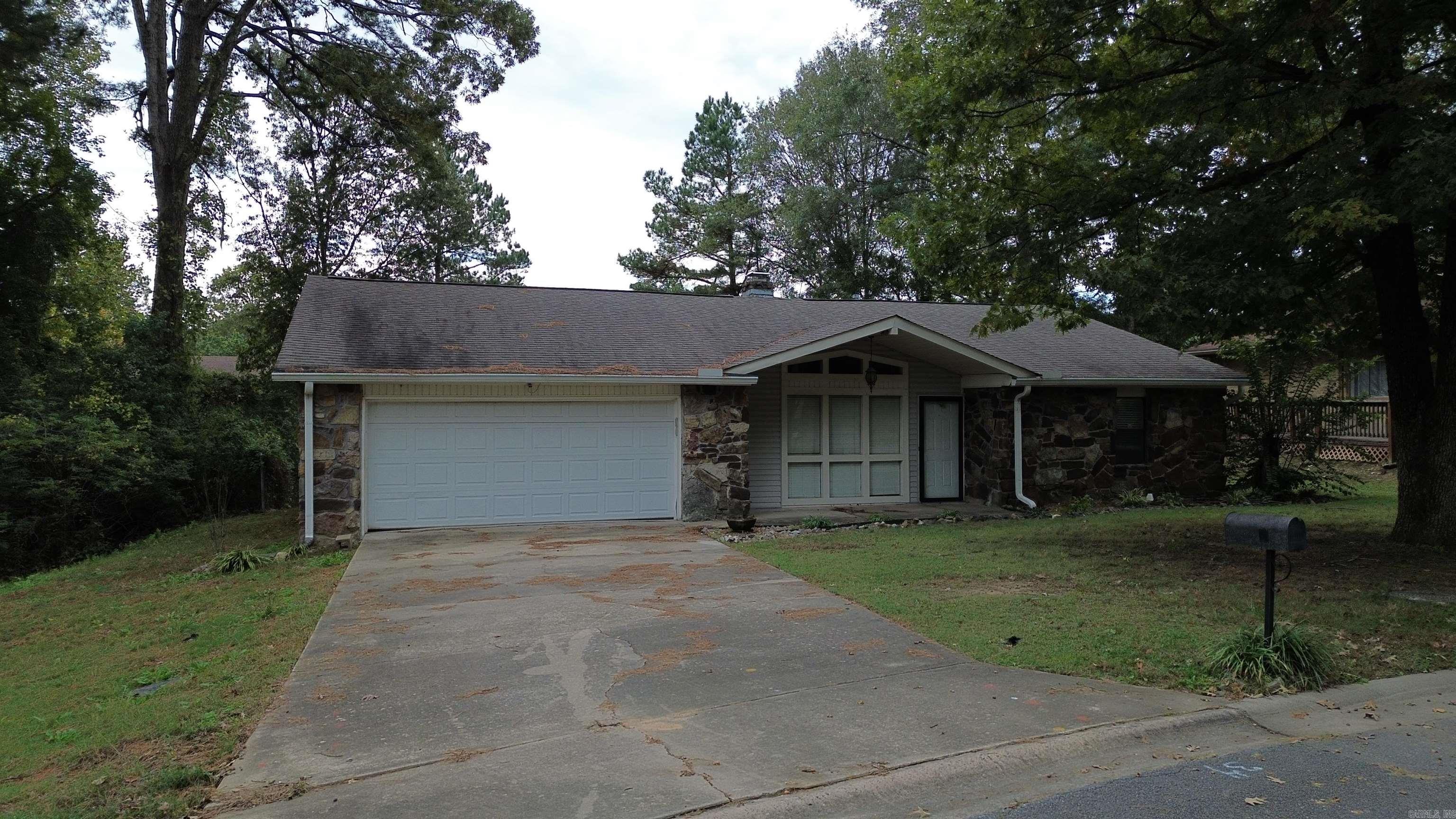 13 Patrick Henry Place White Hall, AR 71602