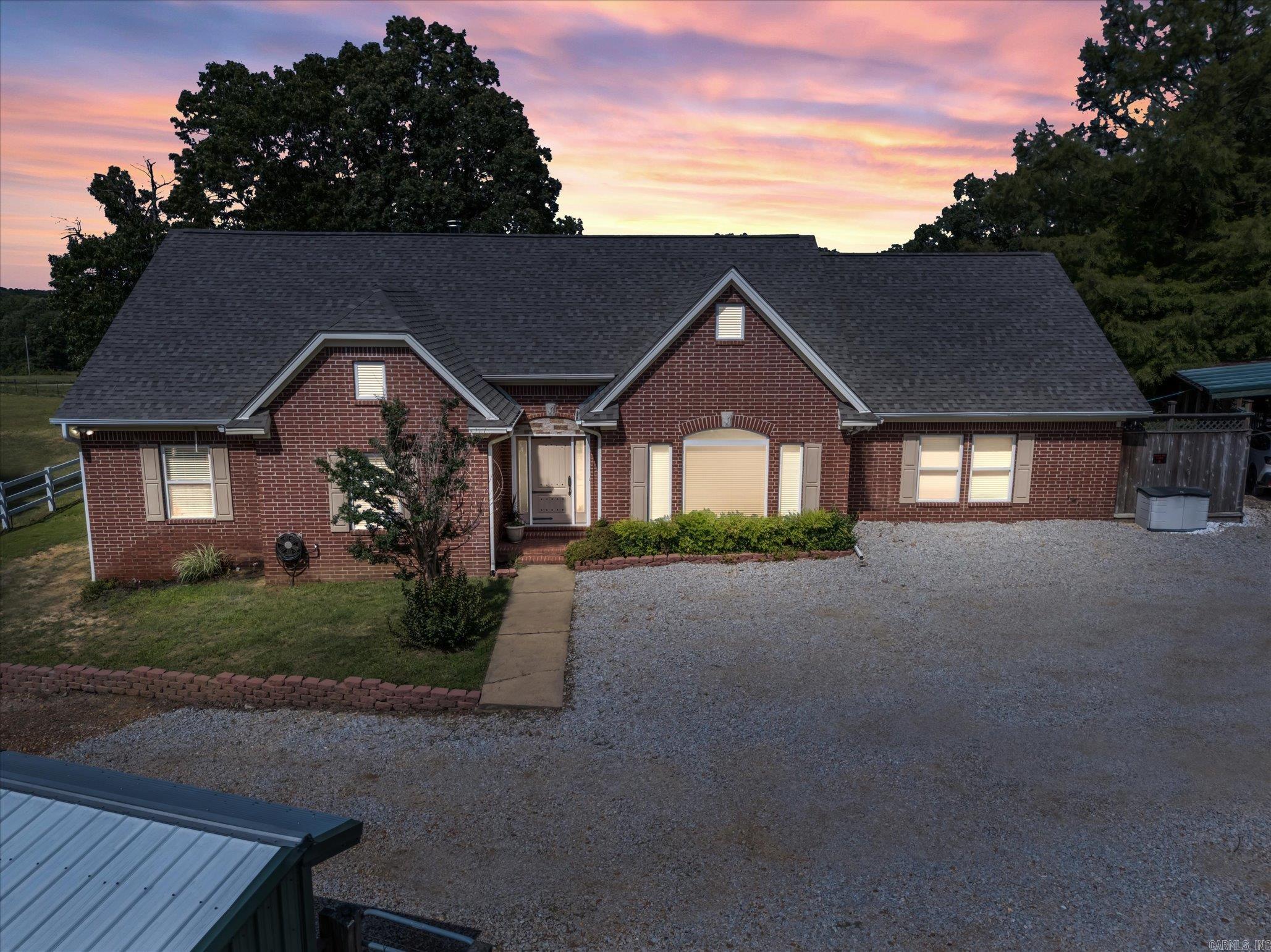 15355 Pleasant Grove Lane Harrisburg, AR 72432