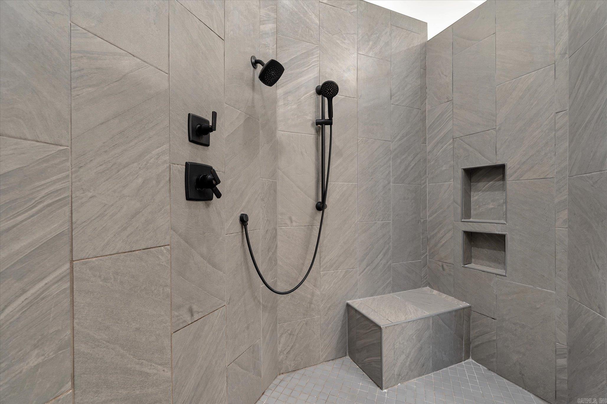 15355 Pleasant Grove Lane Harrisburg, AR 72432