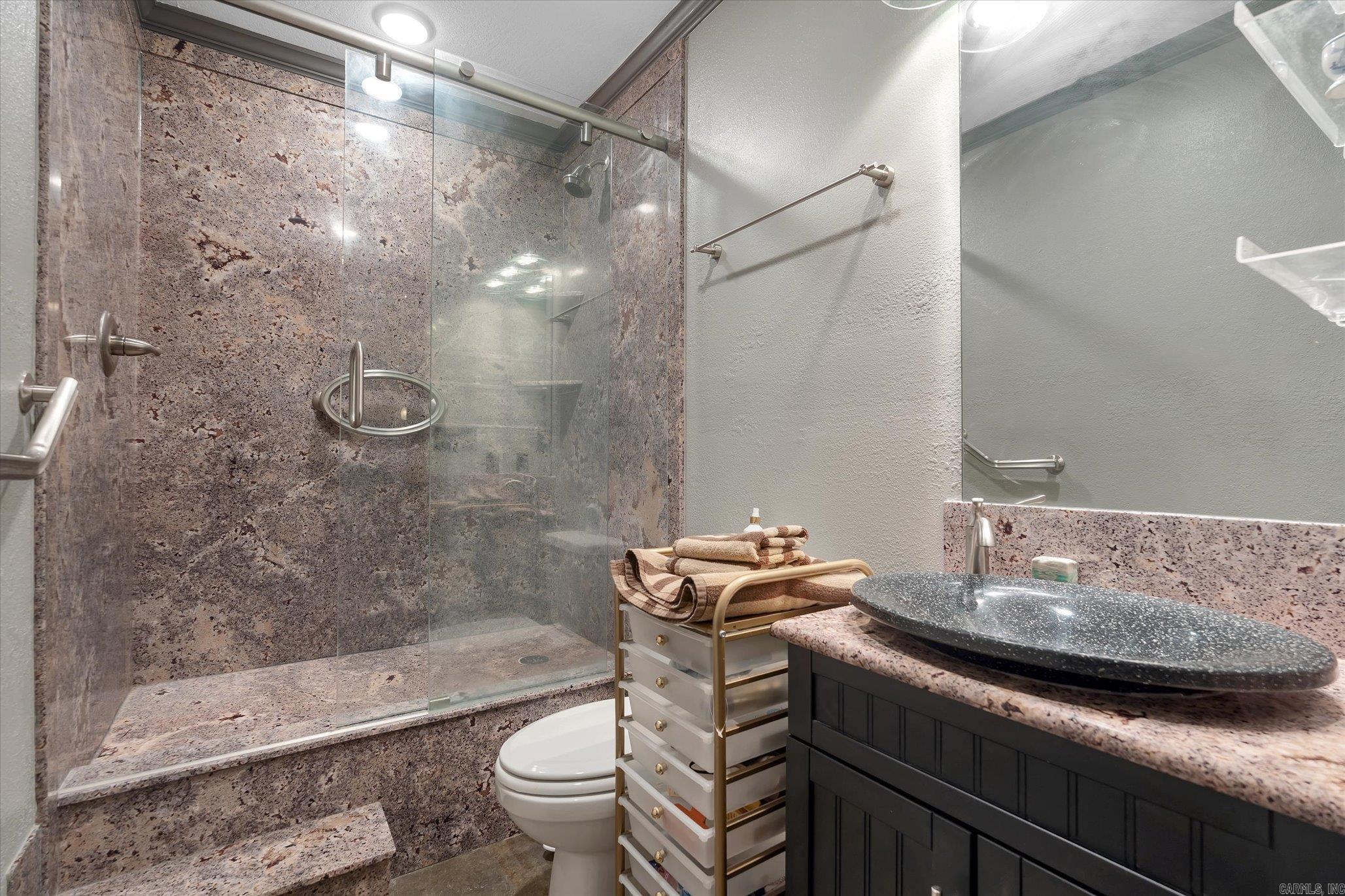 15355 Pleasant Grove Lane Harrisburg, AR 72432