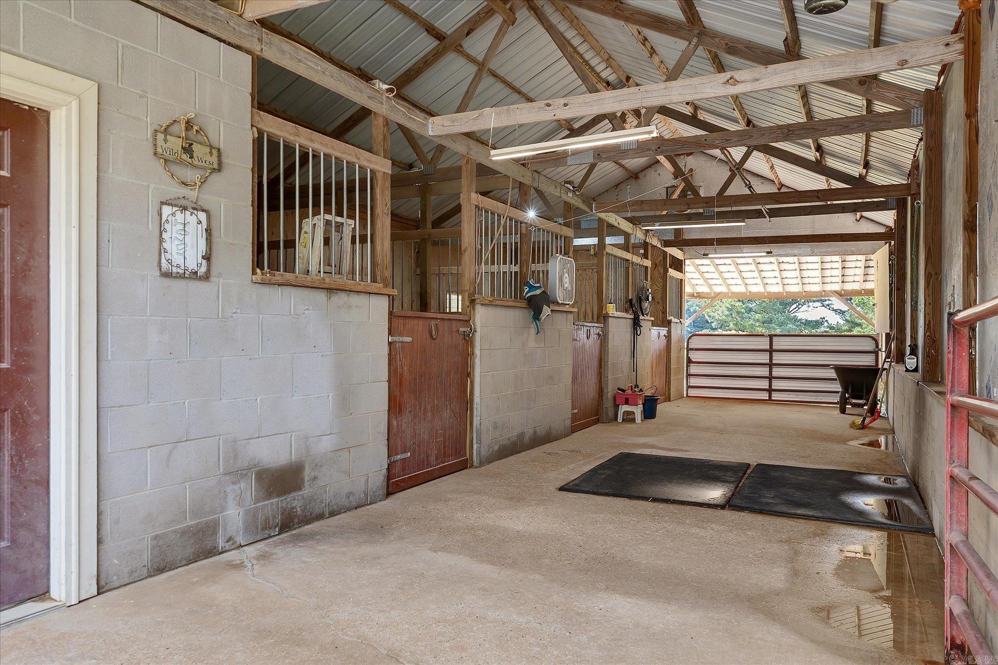 15355 Pleasant Grove Lane Harrisburg, AR 72432