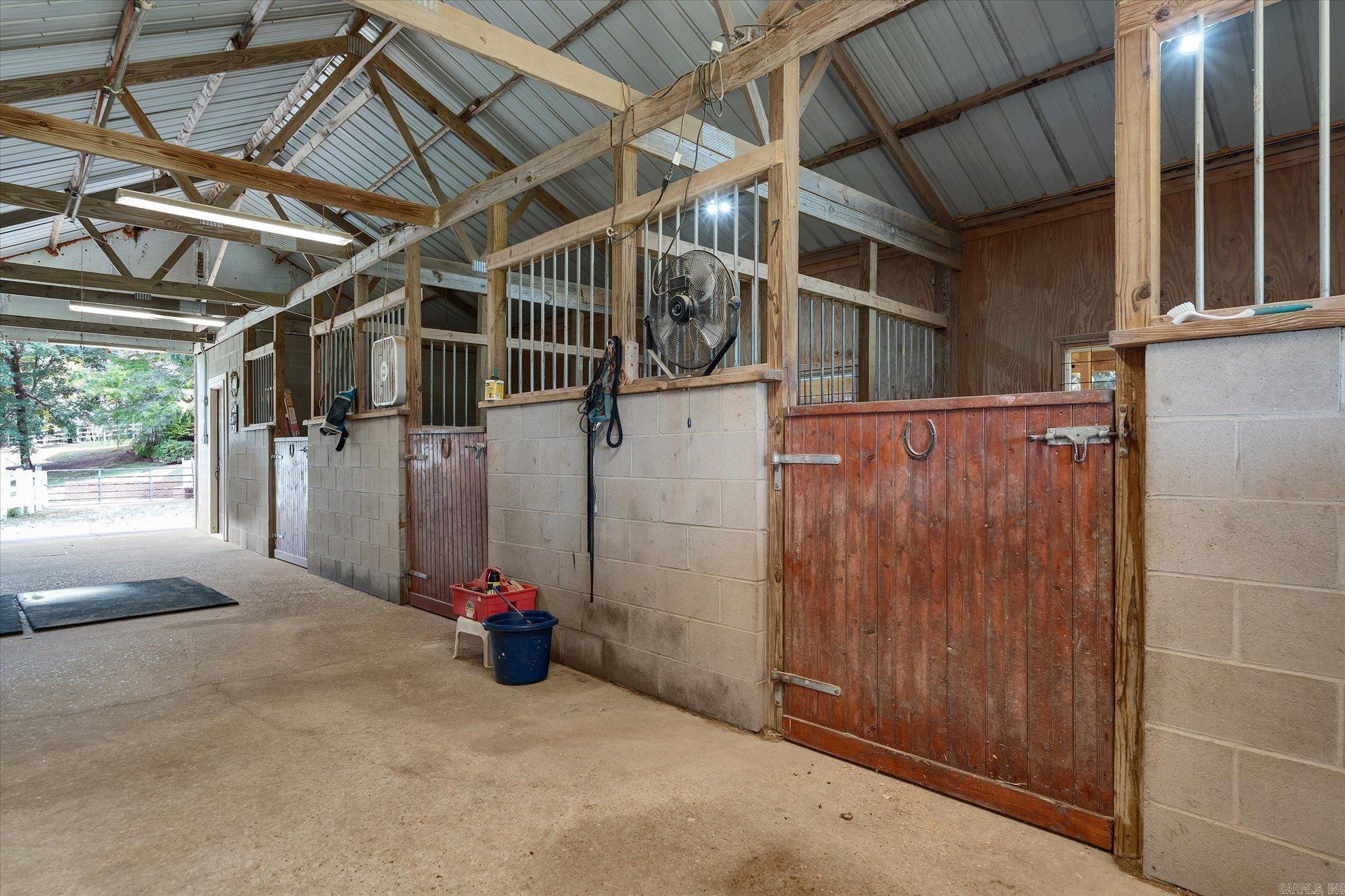 15355 Pleasant Grove Lane Harrisburg, AR 72432