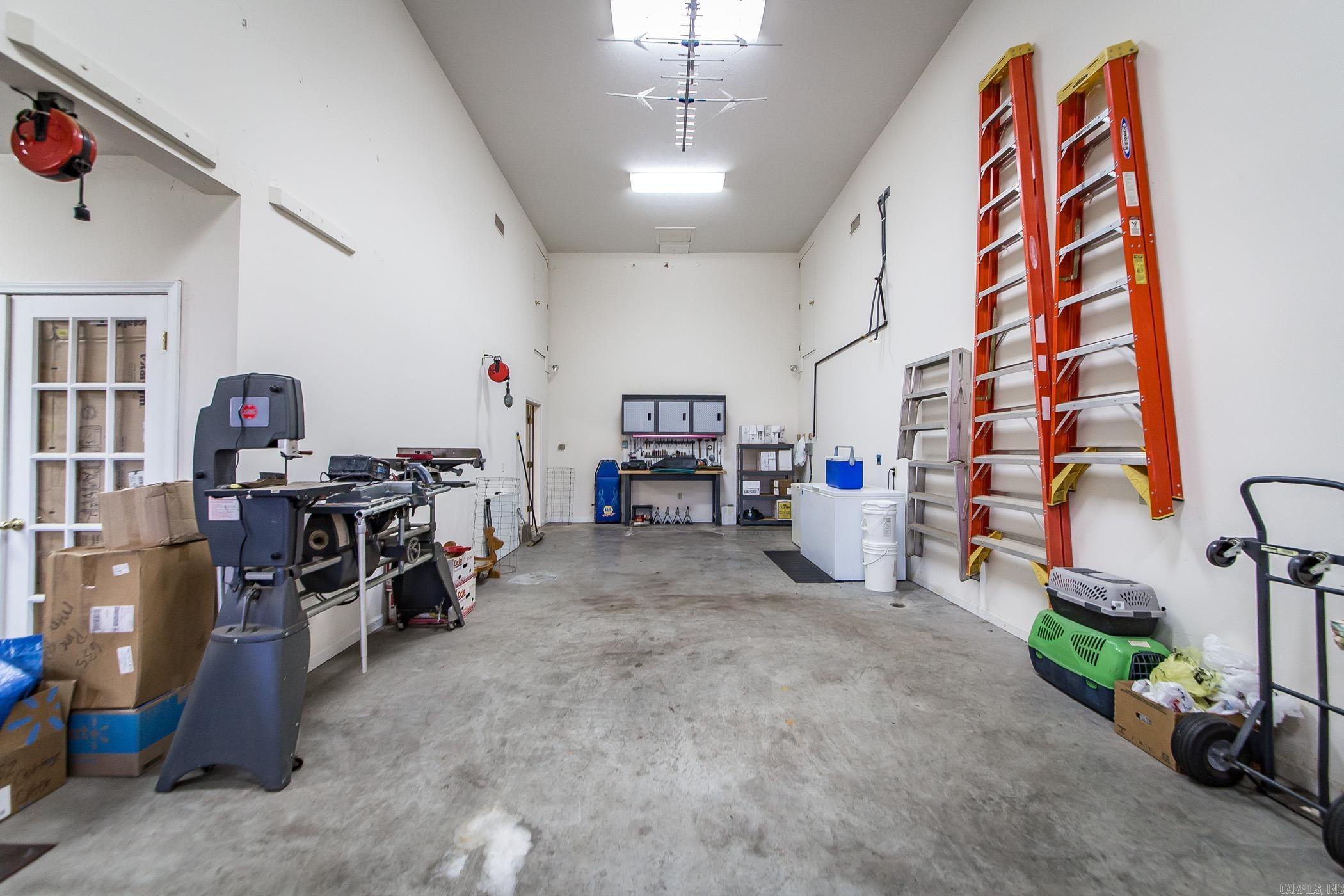 325 Cottage Creek Lane  Bee Branch, AR