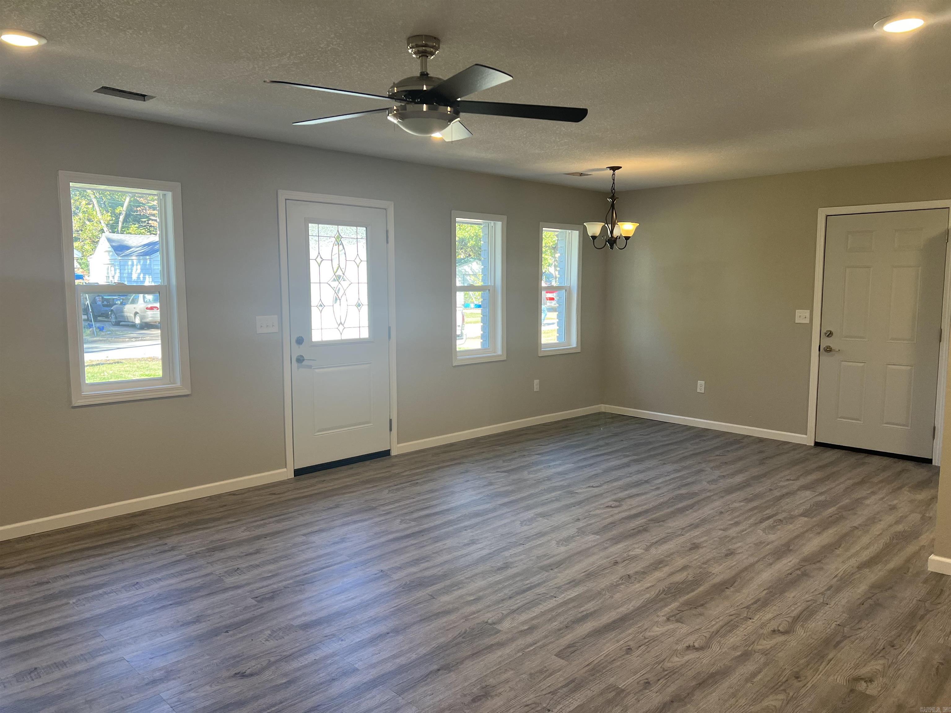 412 Ellis  Trumann, AR