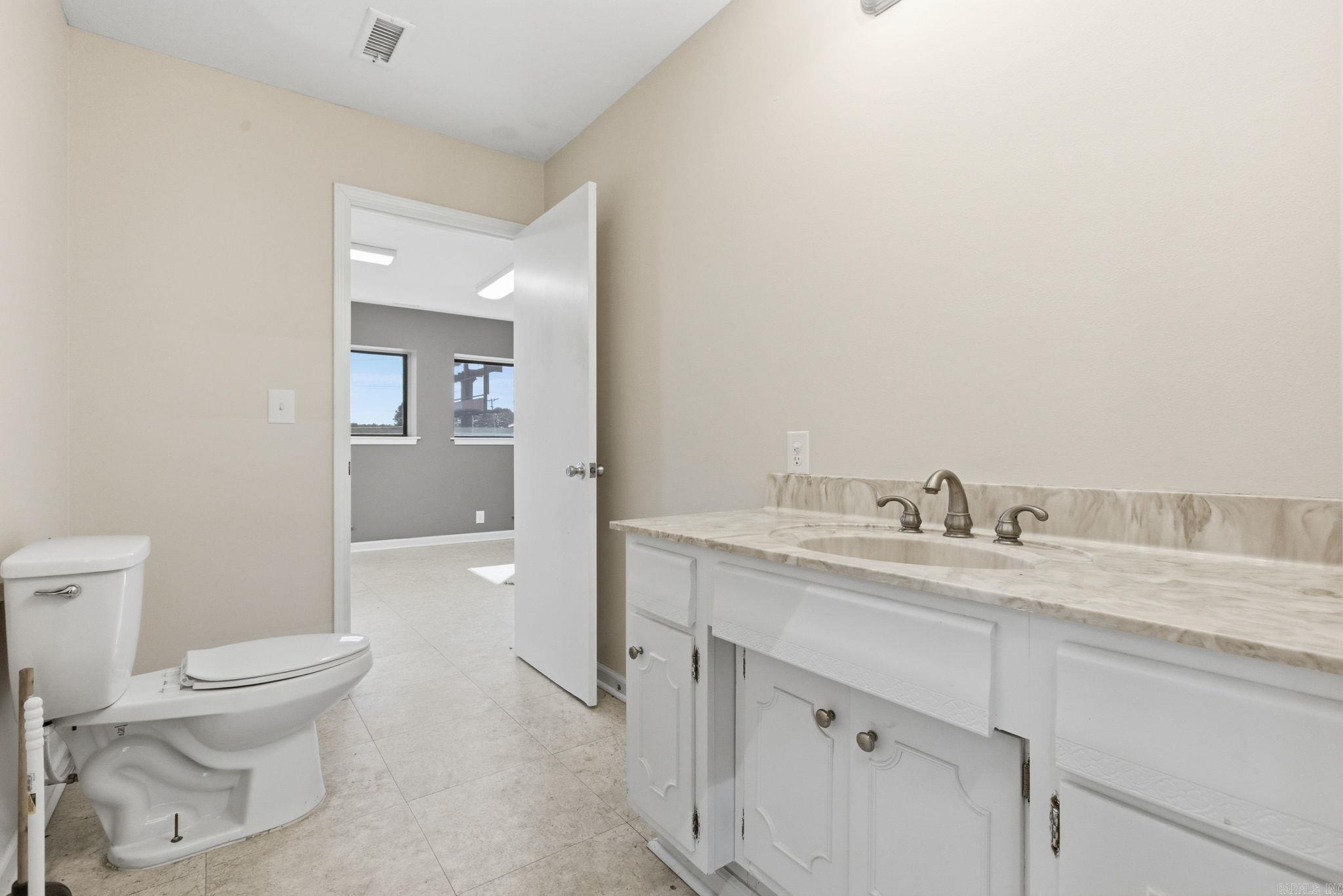 207 Campbell Dr  Beebe, AR