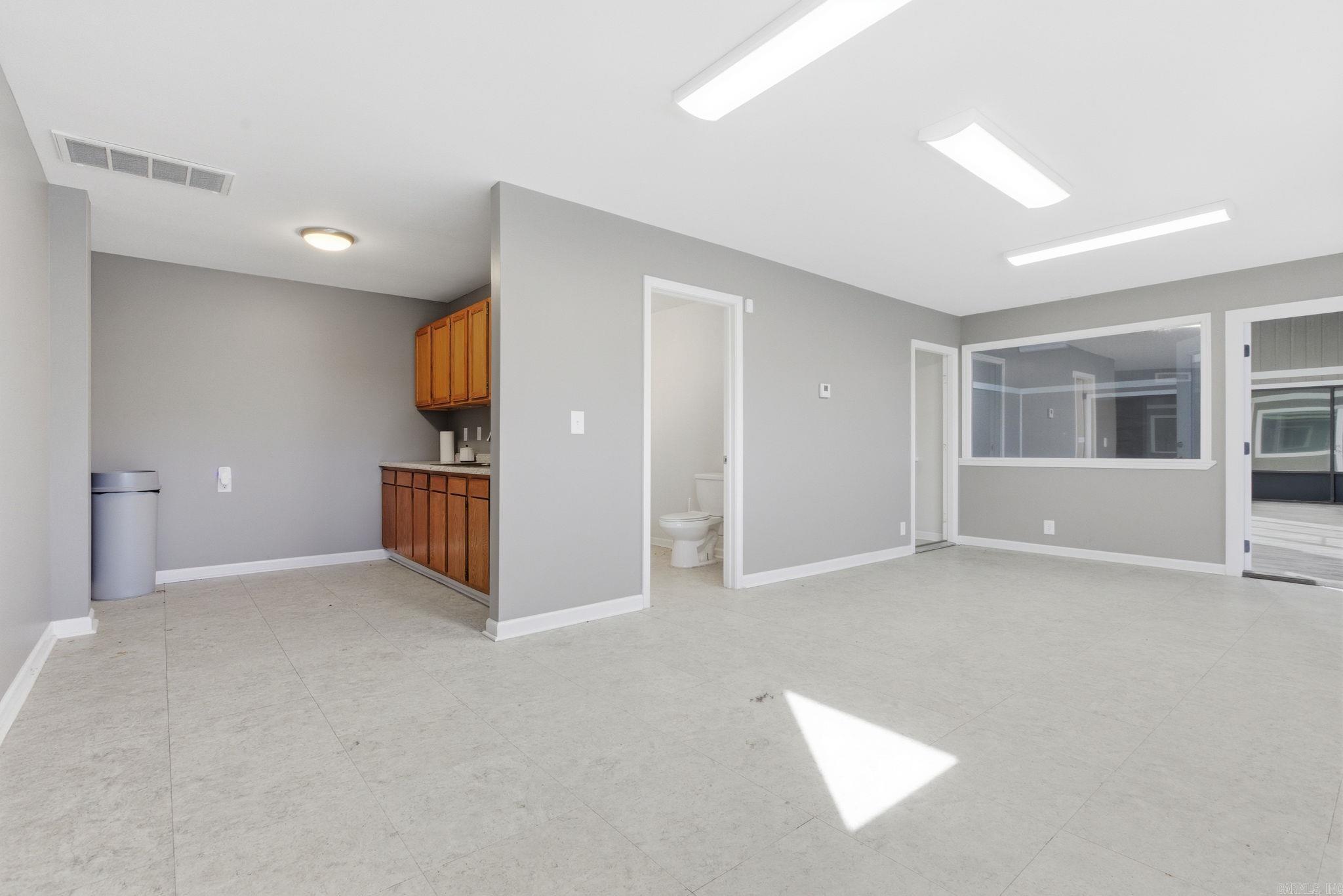 207 Campbell Dr  Beebe, AR