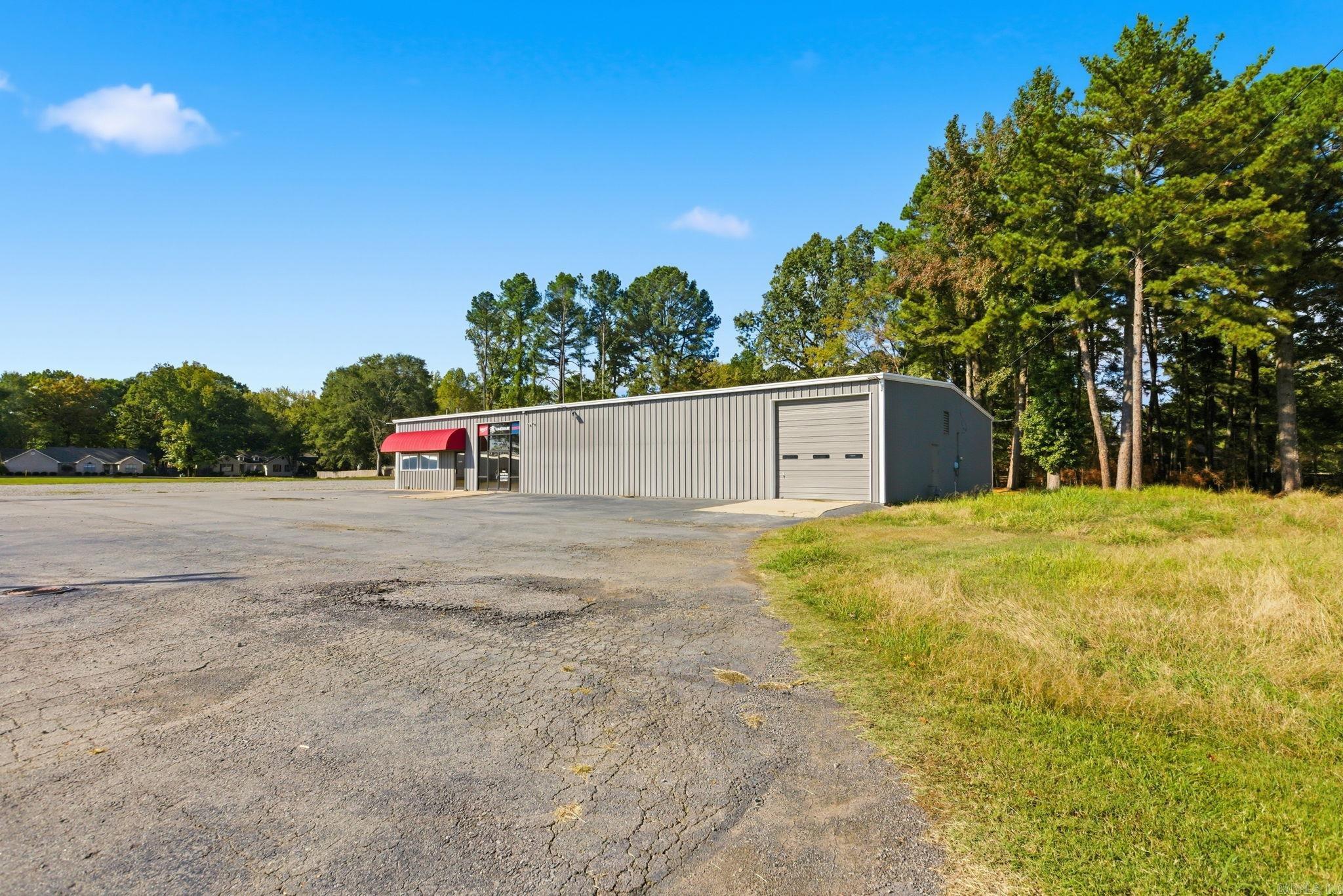 207 Campbell Dr  Beebe, AR