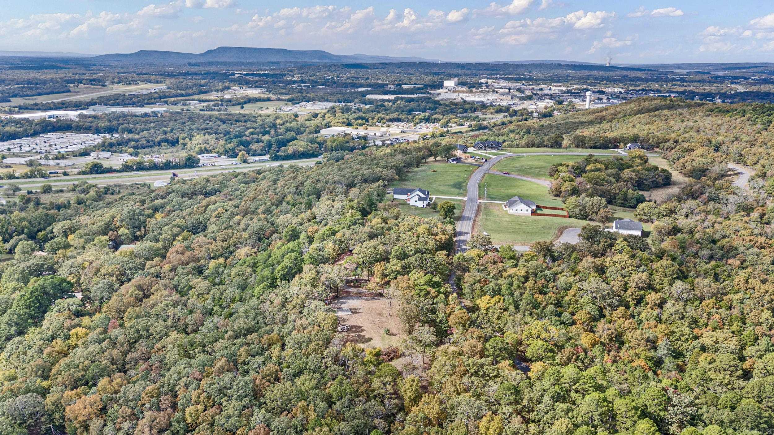 205 Apple  Russellville, AR