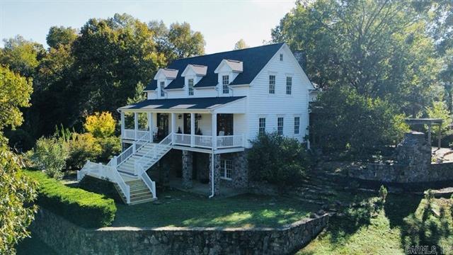 260  Darien Lane  Mountain View, AR