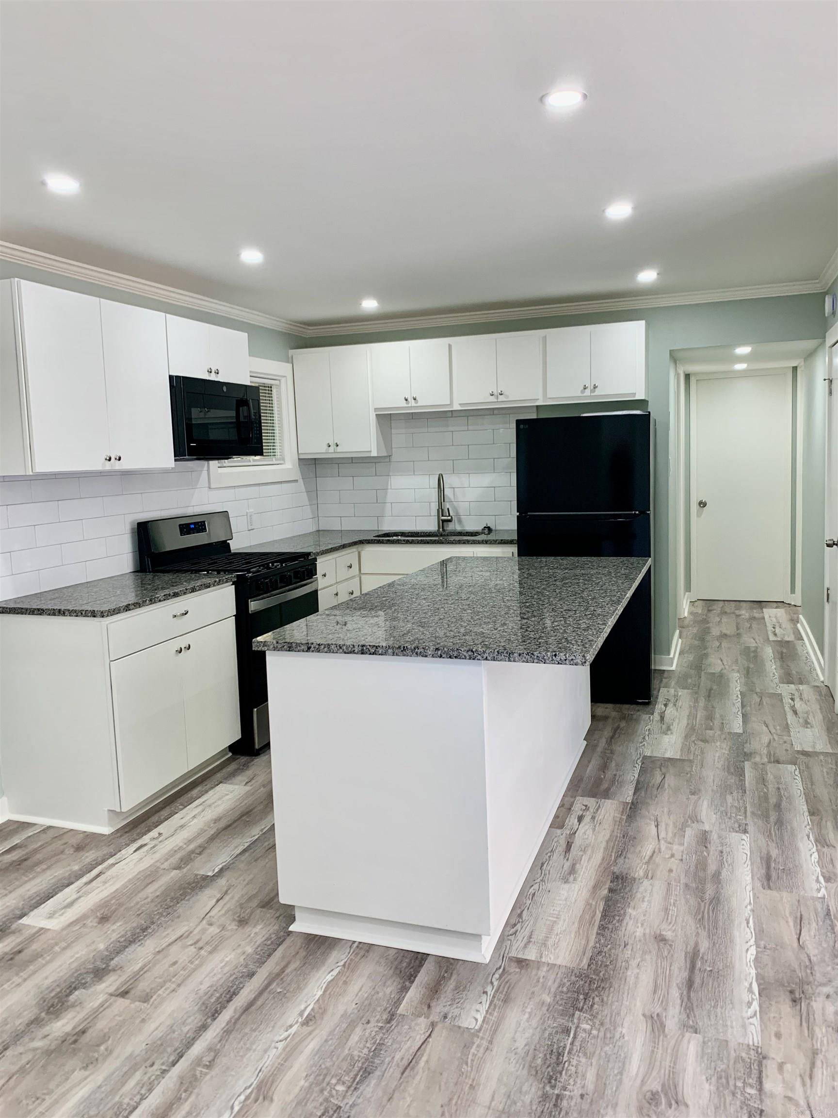 23 N Meadowcliff Dr.  Little Rock, AR