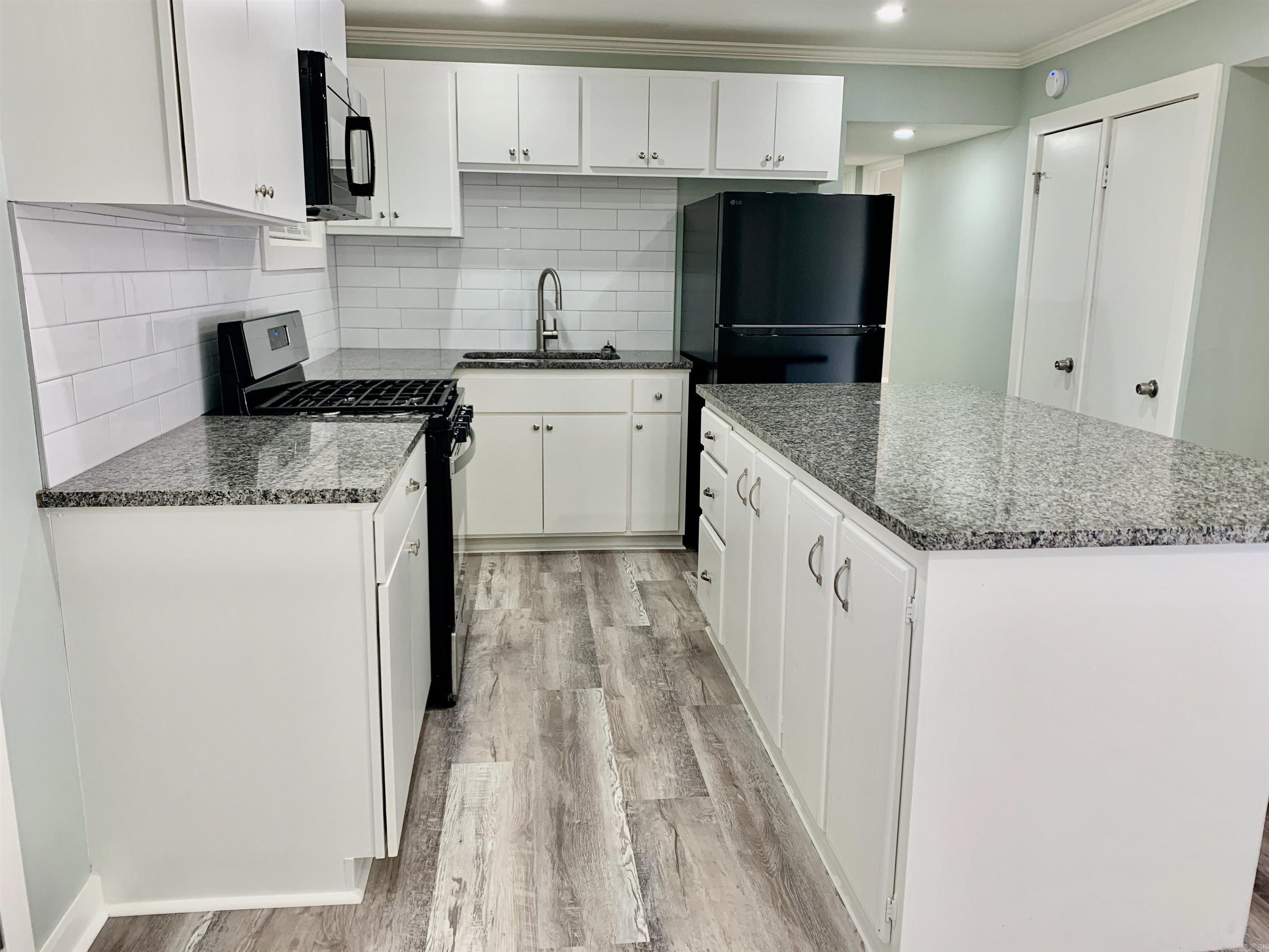 23 N Meadowcliff Dr.  Little Rock, AR