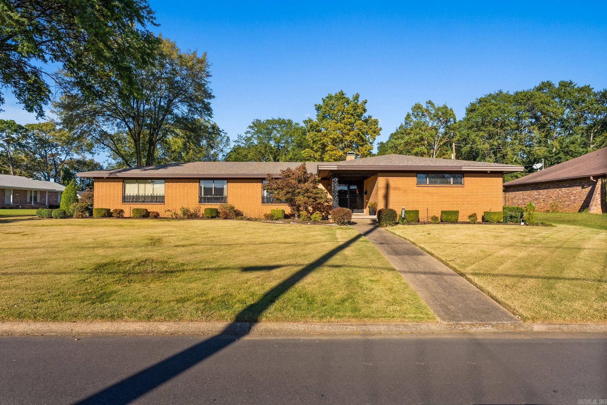 1009 Cherry Hill Dr  North Little Rock, AR