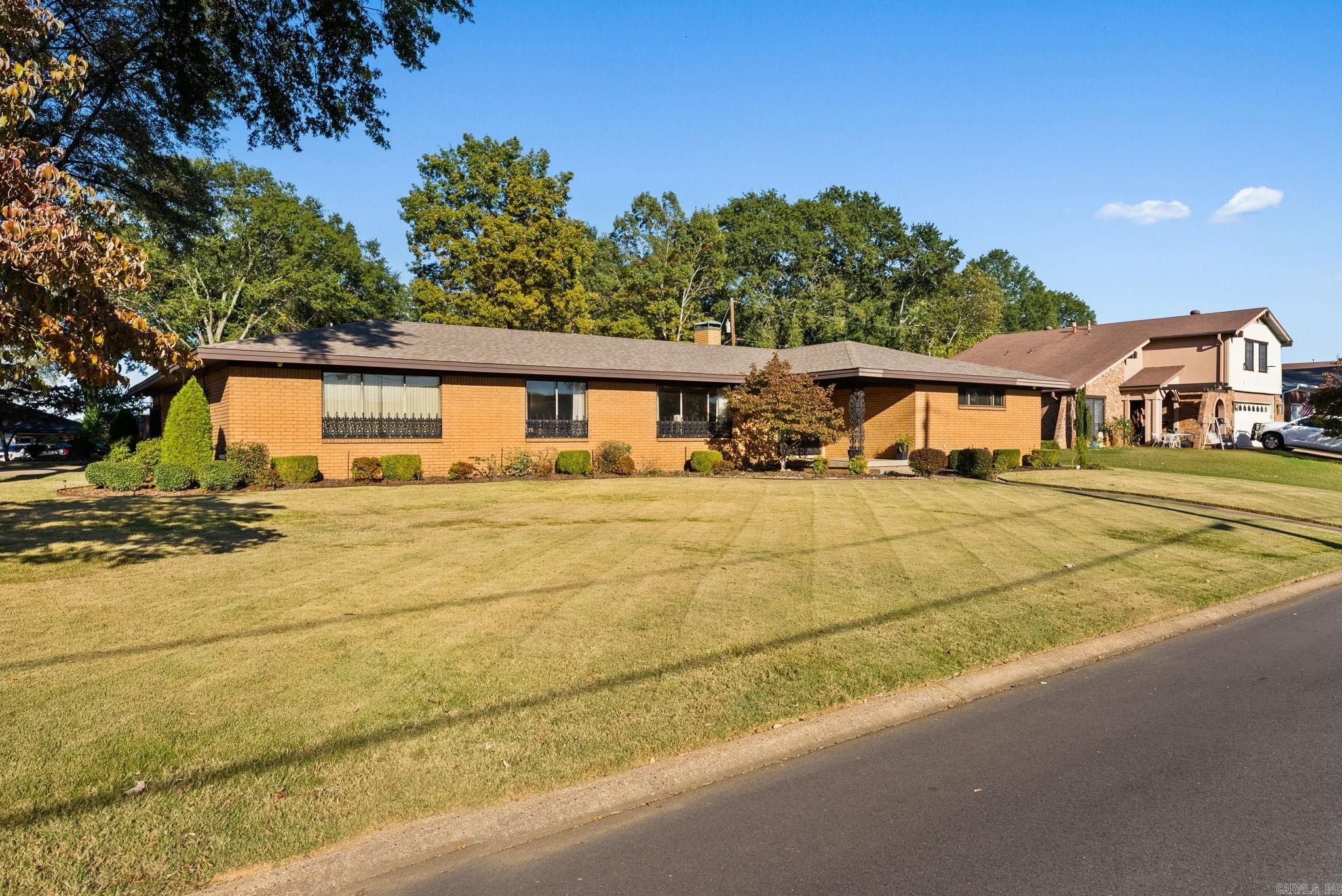 1009 Cherry Hill Dr  North Little Rock, AR