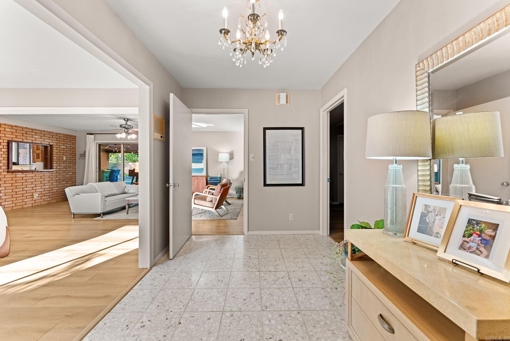 1009 Cherry Hill Dr  North Little Rock, AR