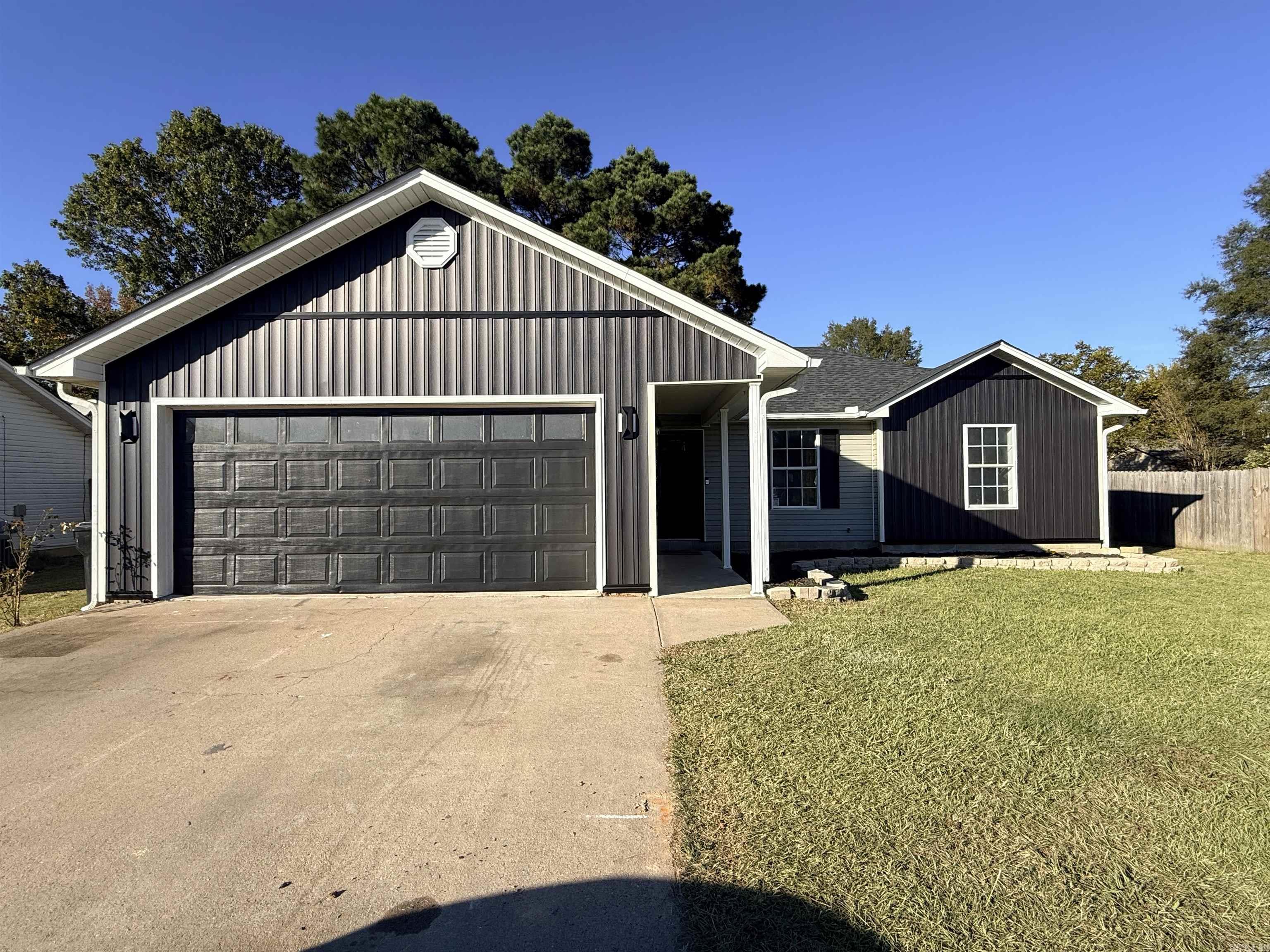 14 Ariel  Ward, AR