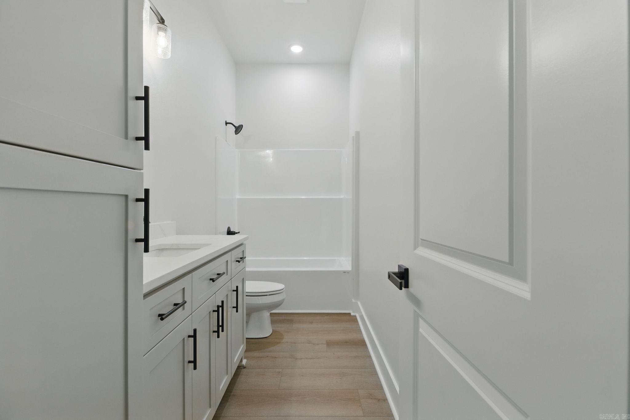 4822 Coronell Bryant, AR 72002