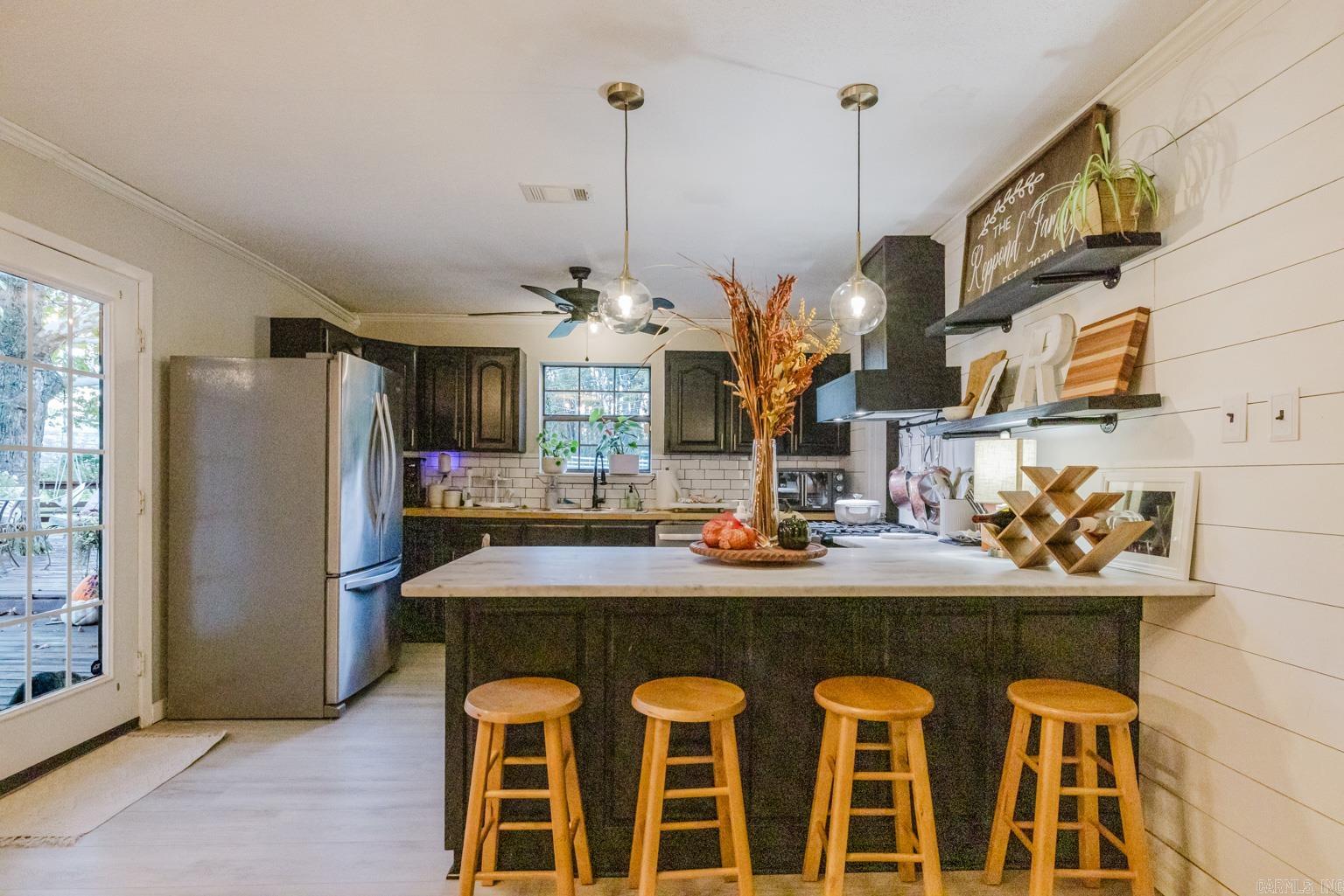 8524 HART ROAD  Benton, AR