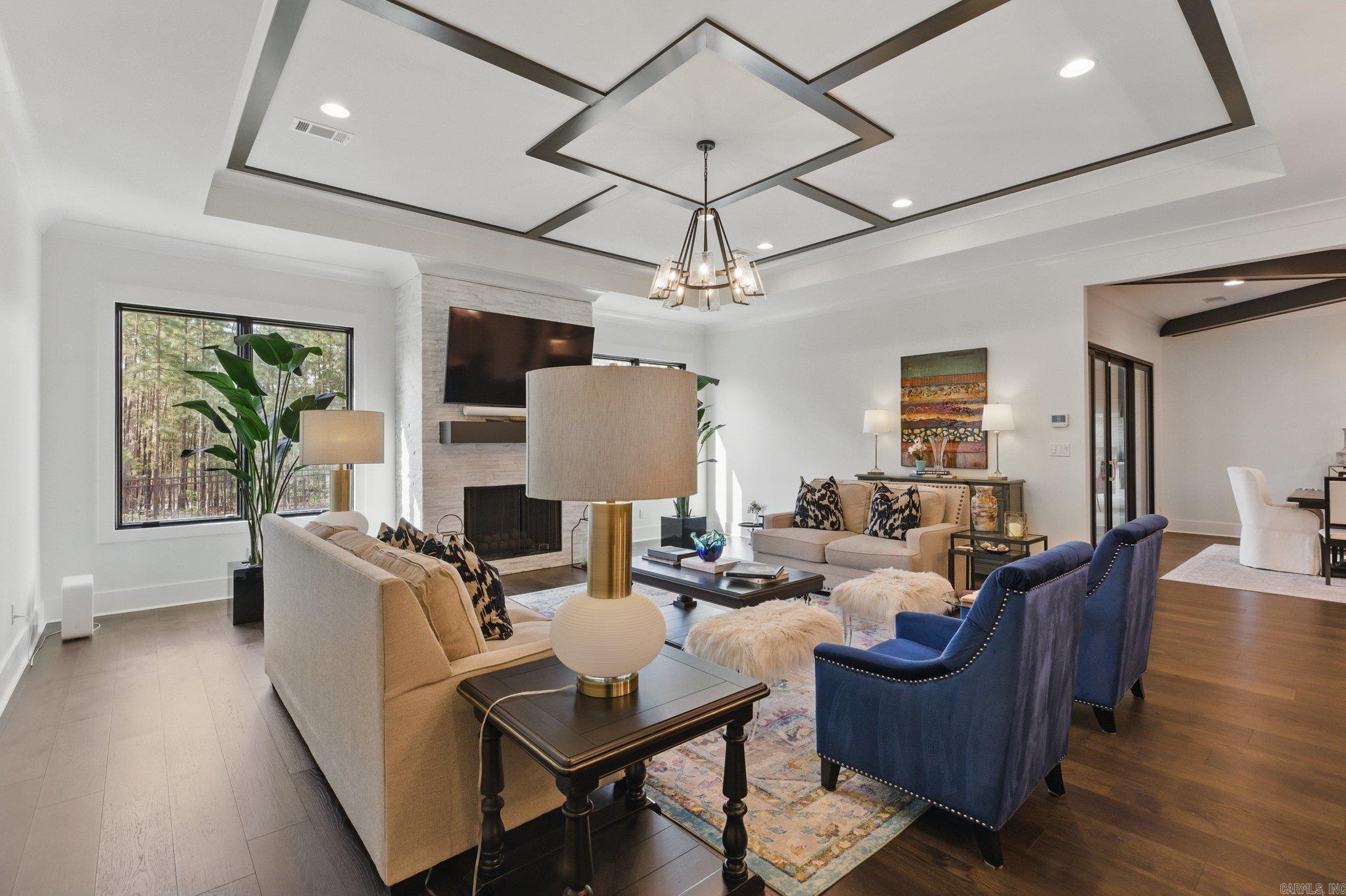 125 Hallen  Little Rock, AR