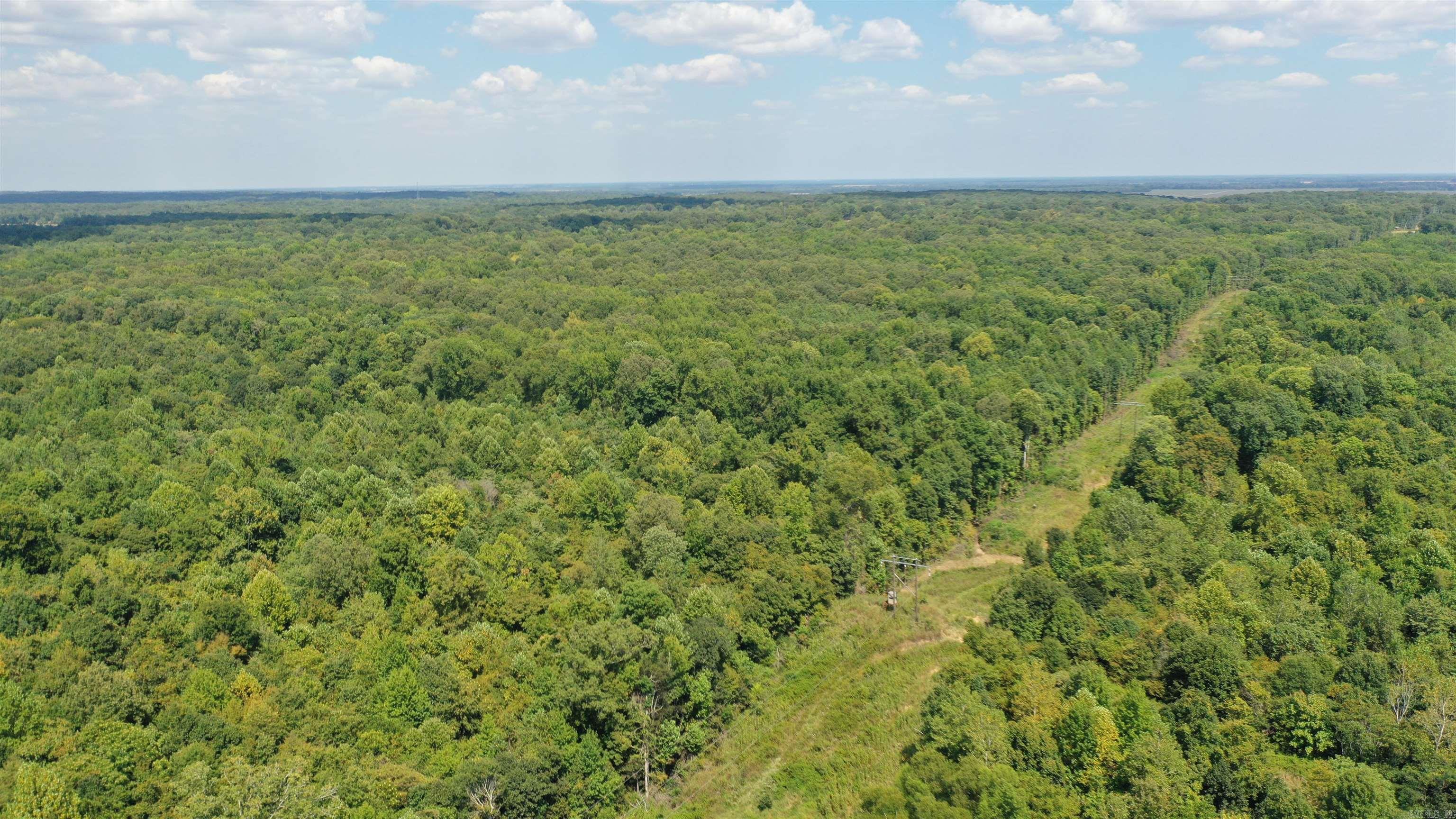 1001 Flecther  Forest Hill, AR