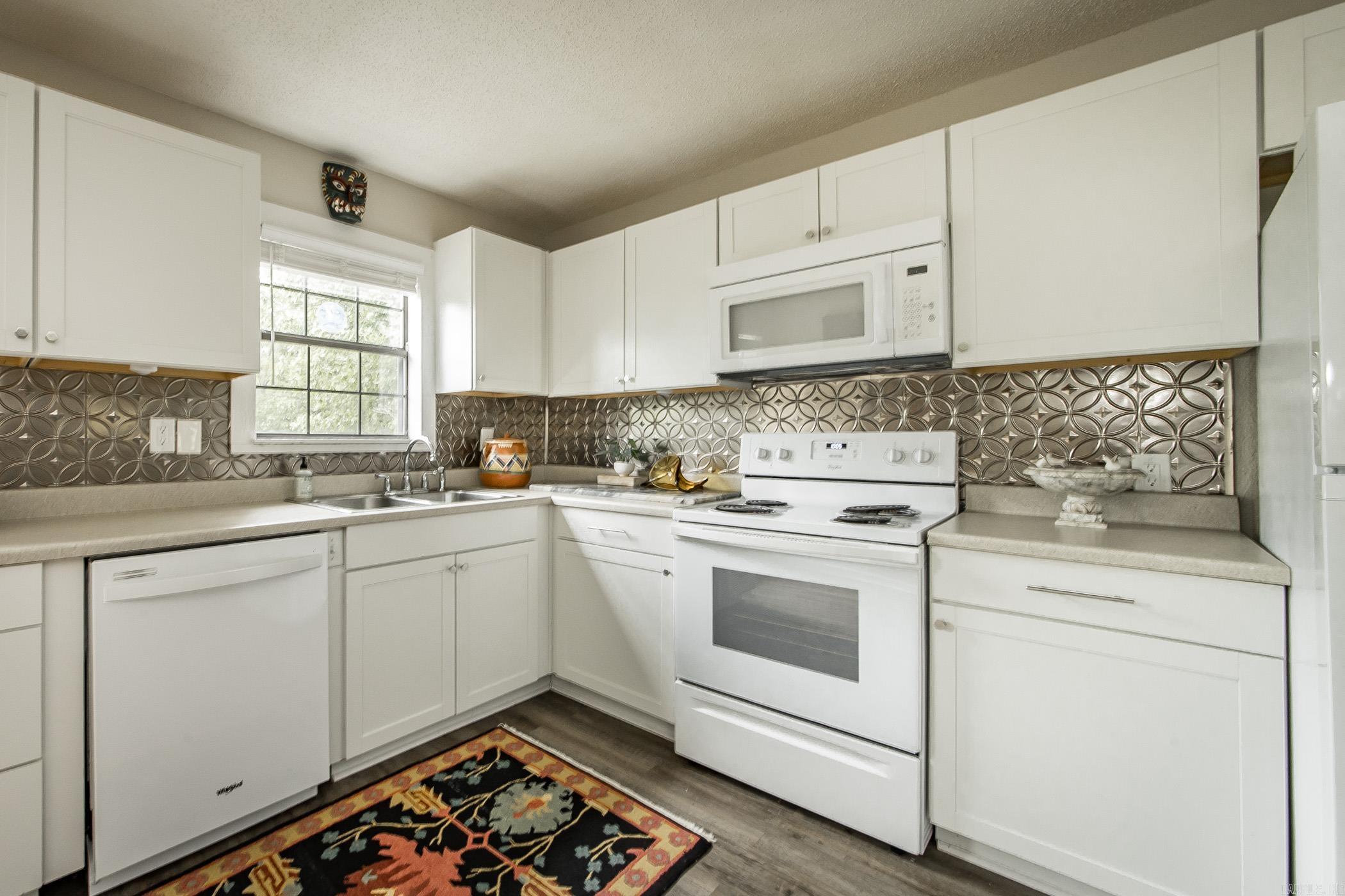 199 Pine Hill Estates Rd. Higden, AR 72067