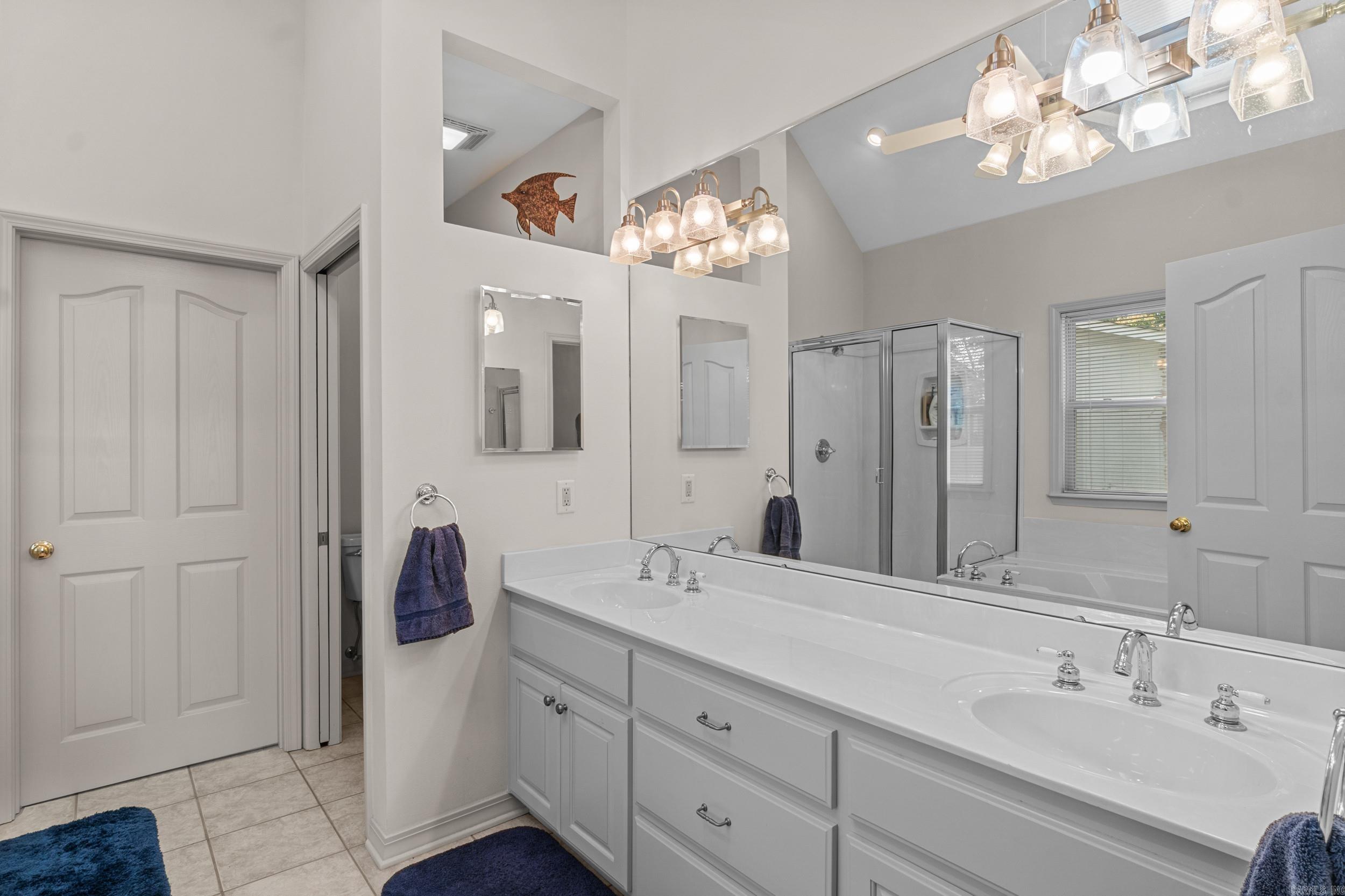 512 El Camino Real  Greers Ferry, AR