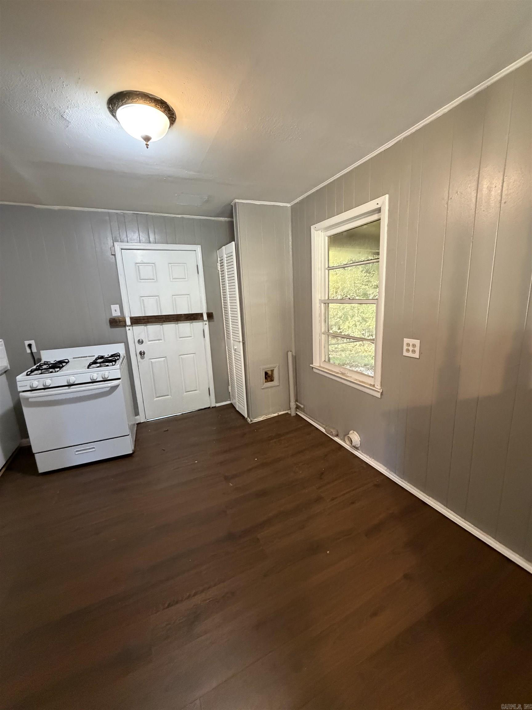 84 Lancaster  Little Rock, AR