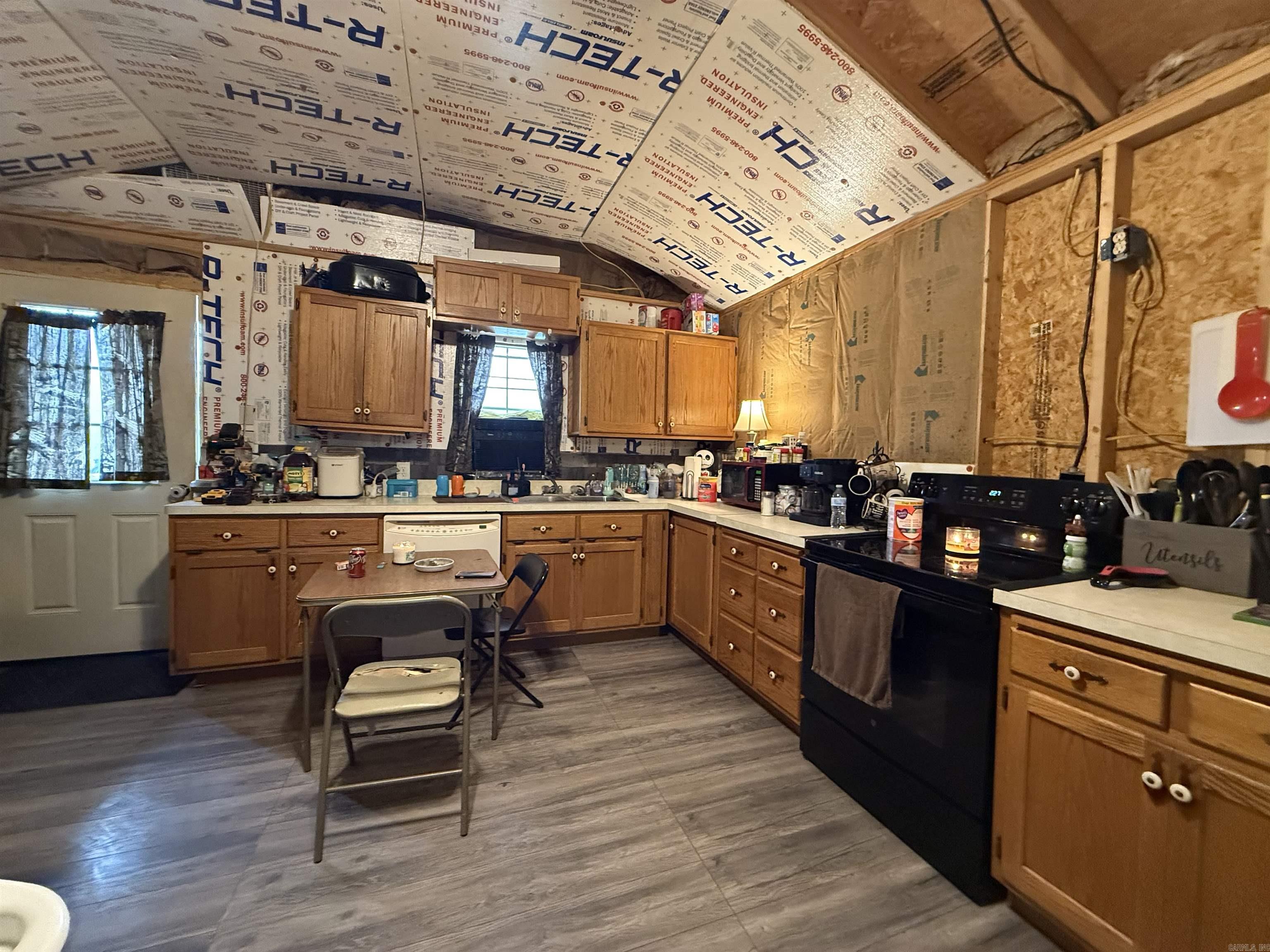 109 CR 227  Calico Rock, AR