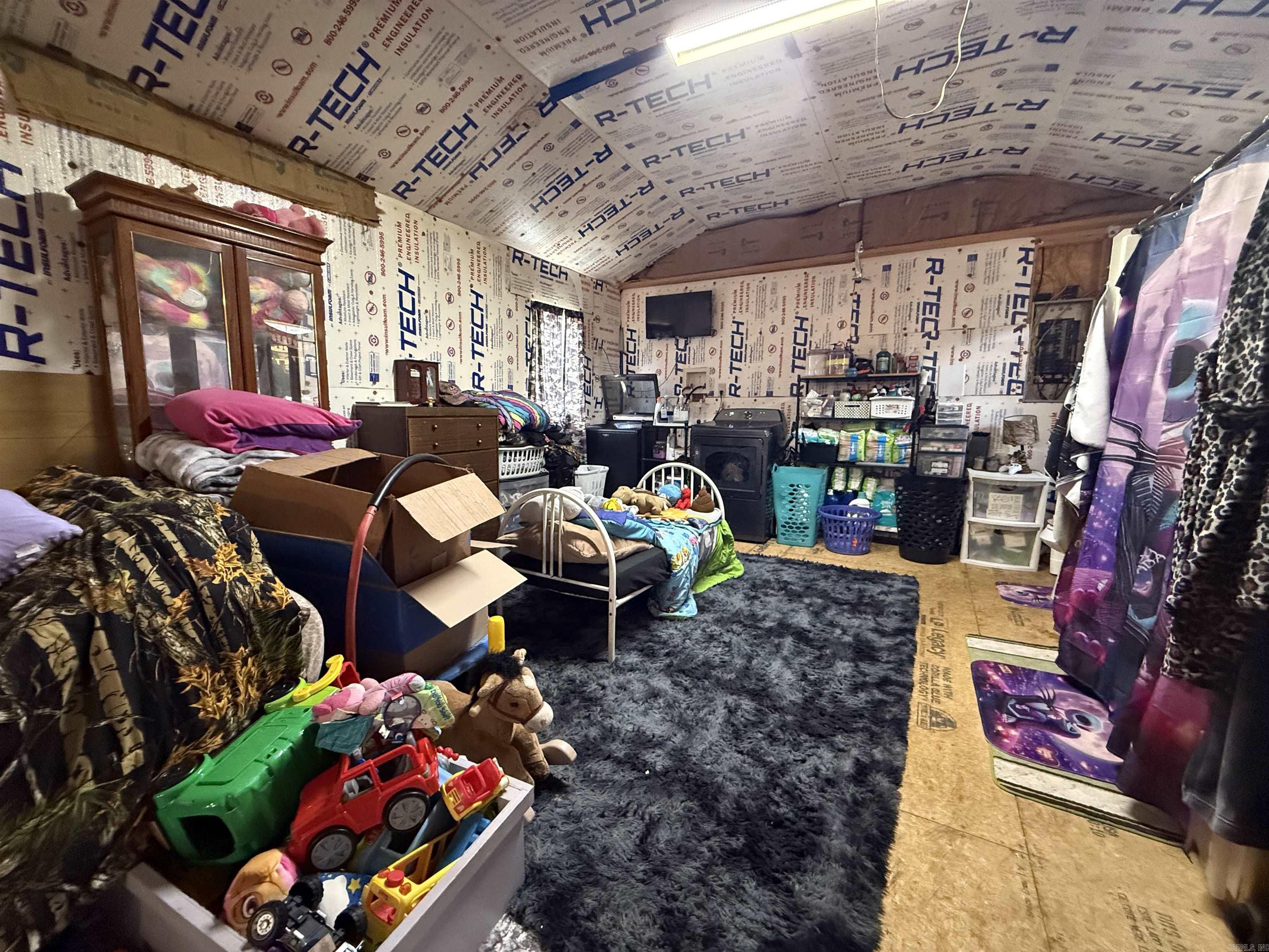 109 CR 227  Calico Rock, AR