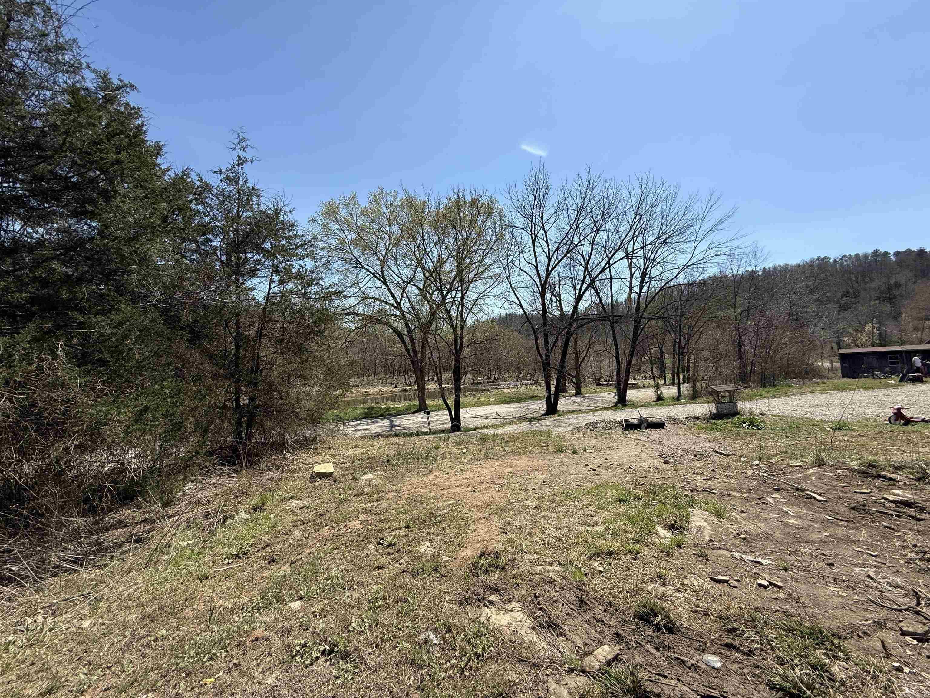 109 CR 227  Calico Rock, AR