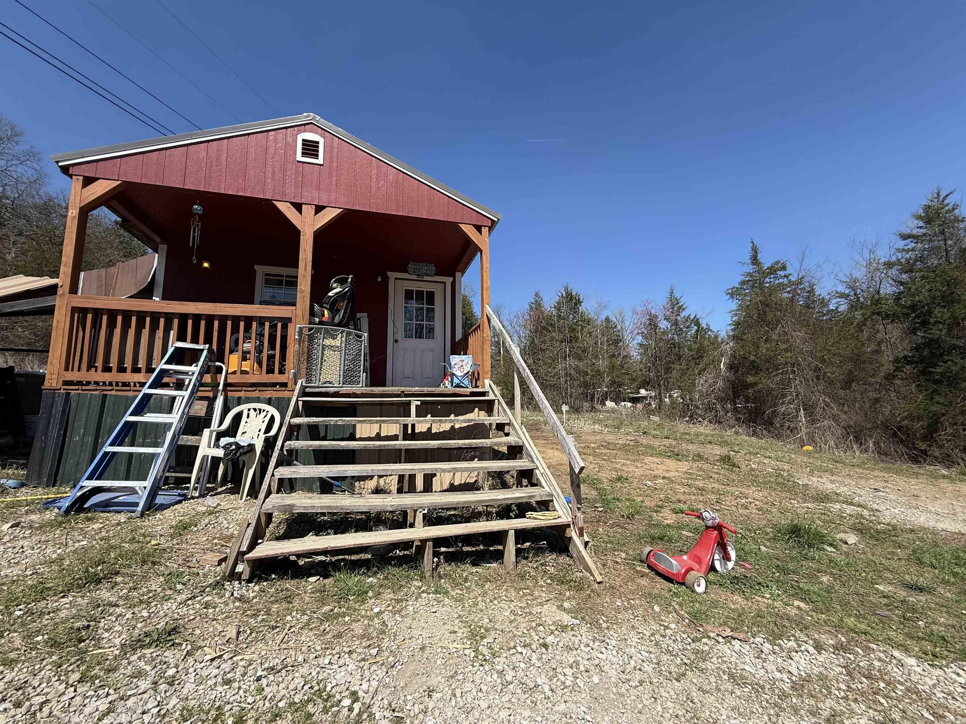 109 CR 227  Calico Rock, AR