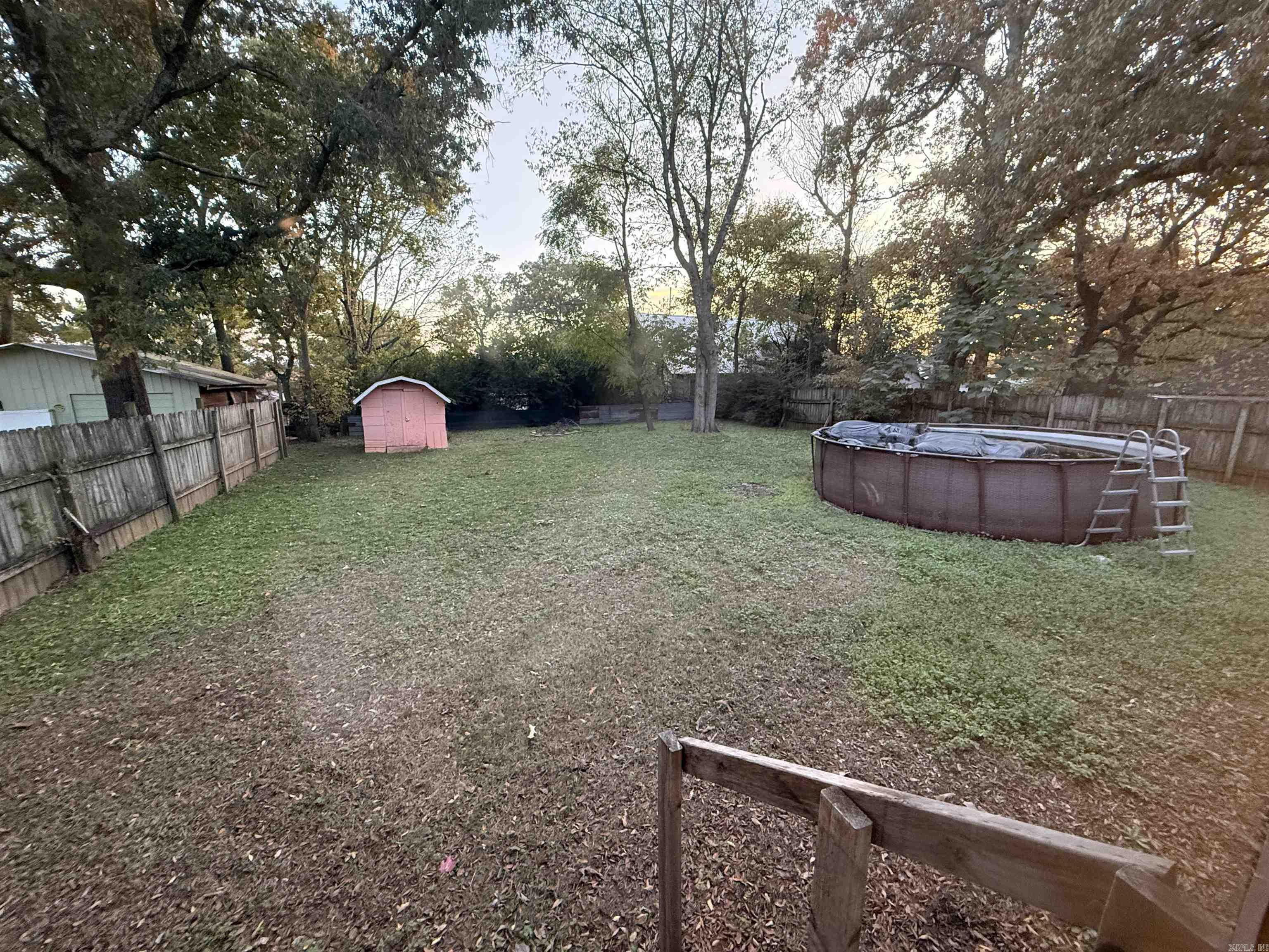 1005 W Taylor  Clarksville, AR