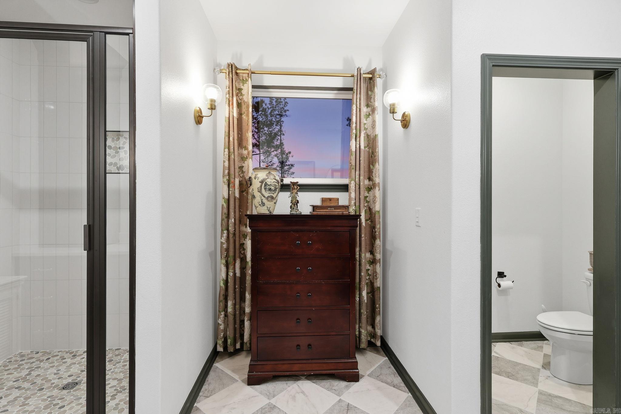 5167 Dale Rd  Benton, AR