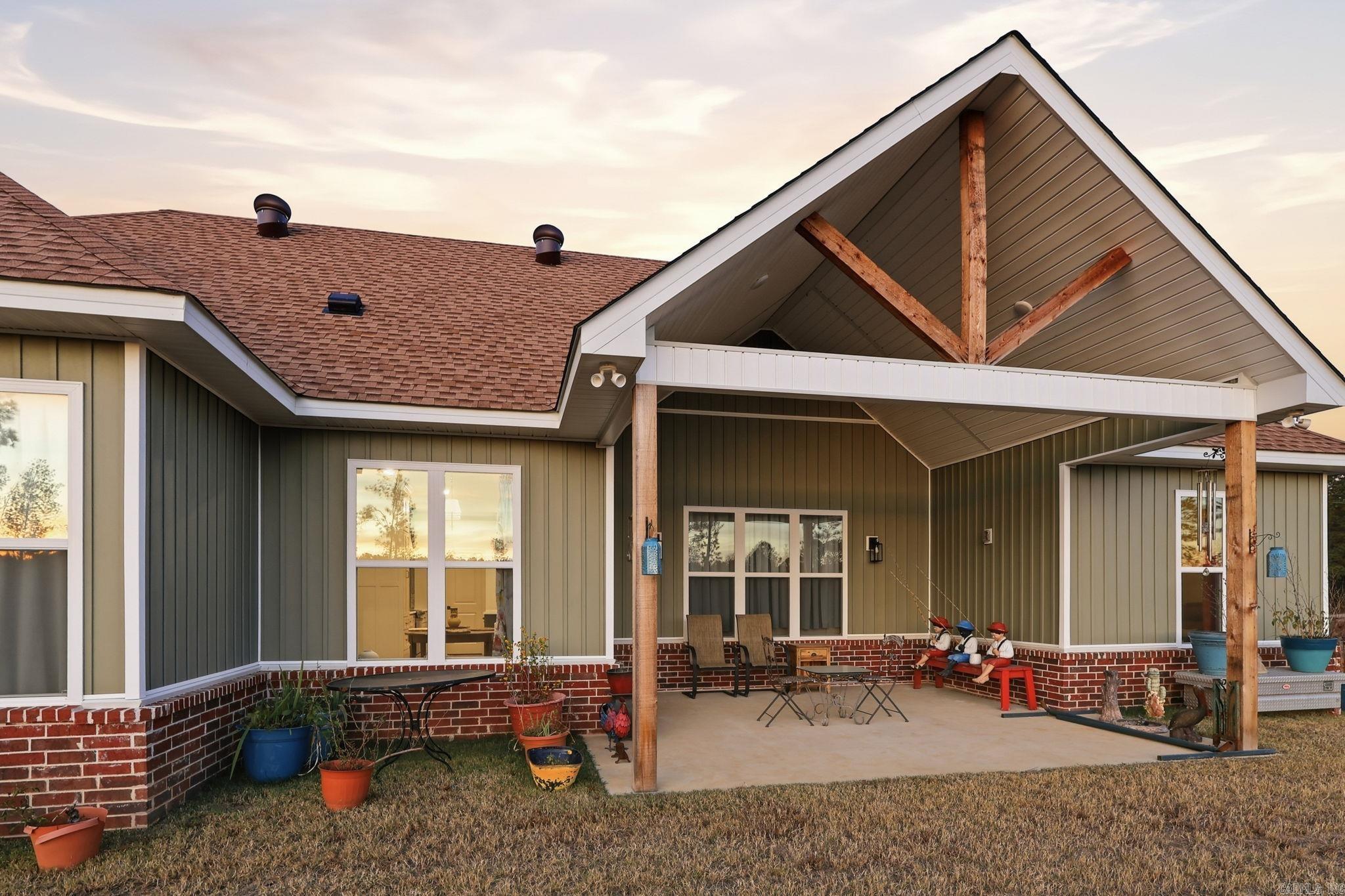 5167 Dale Rd  Benton, AR