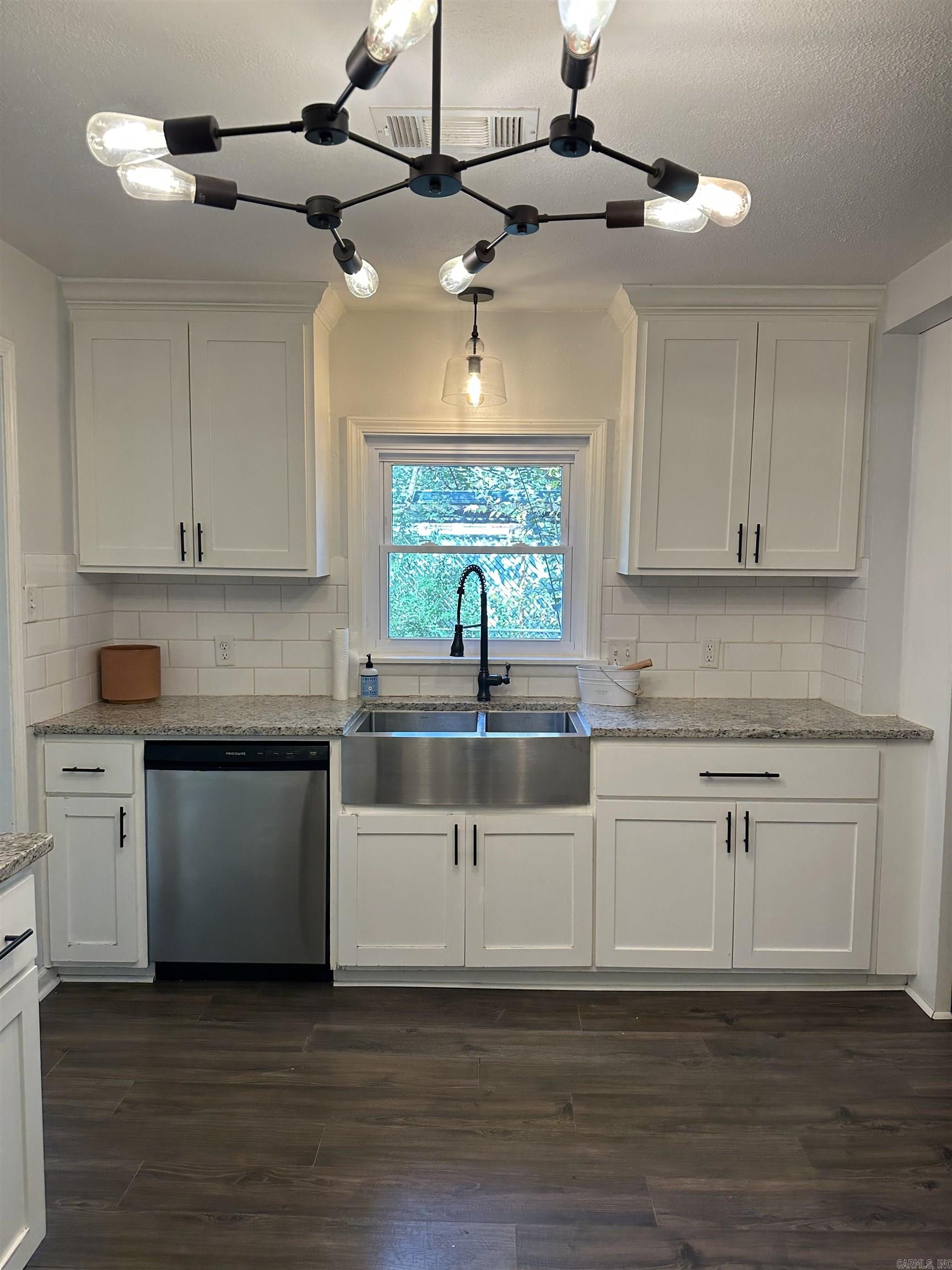 234 Conway Blvd Conway, AR 72034