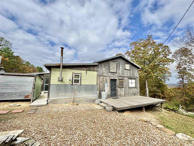 6356  Sunny Fox Rd.  Mountain View, AR