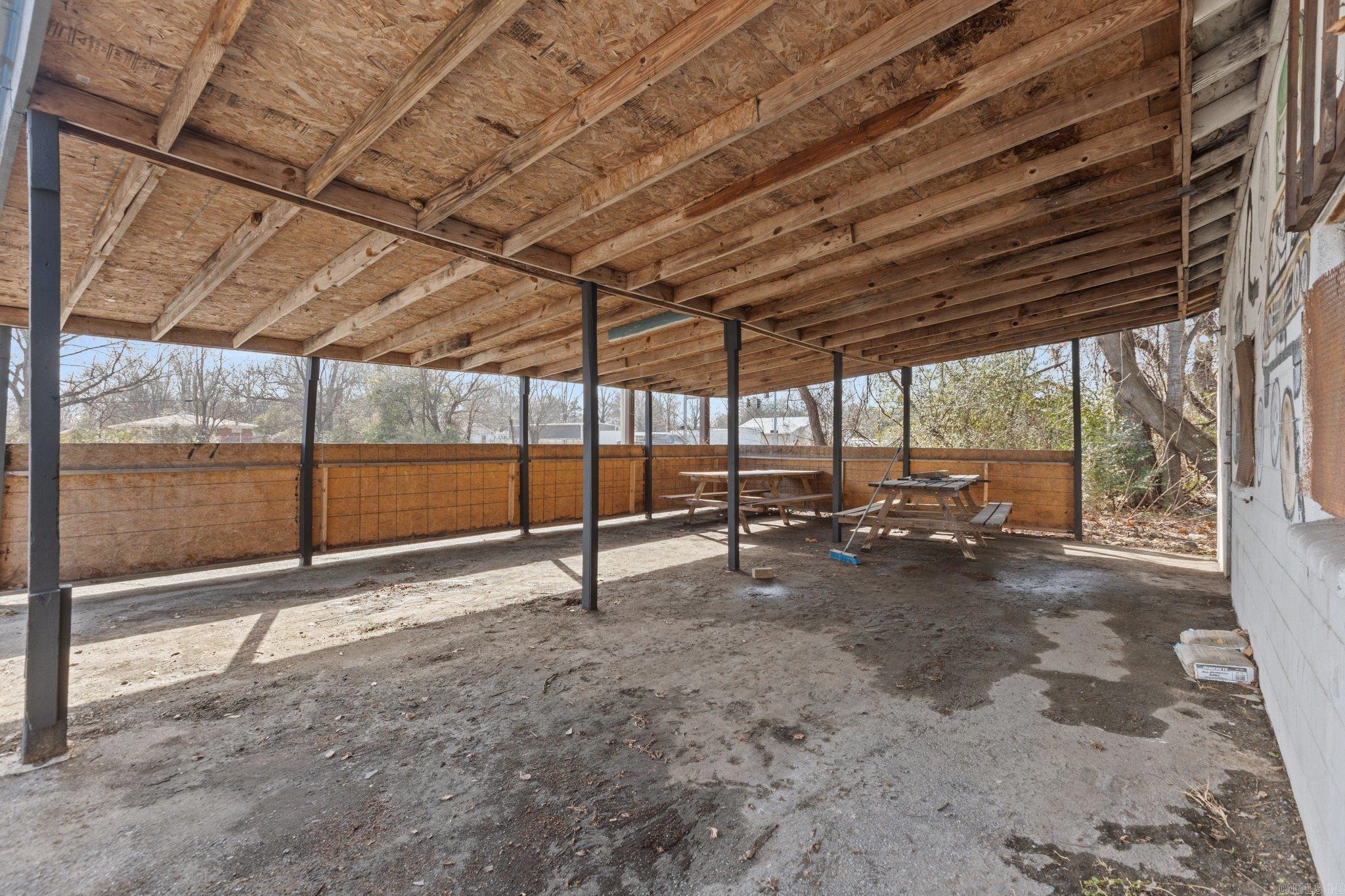 2611 E Broadway  North Little Rock, AR