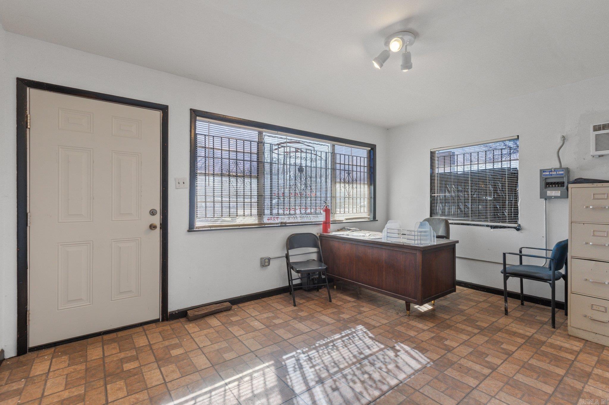 2611 E Broadway  North Little Rock, AR